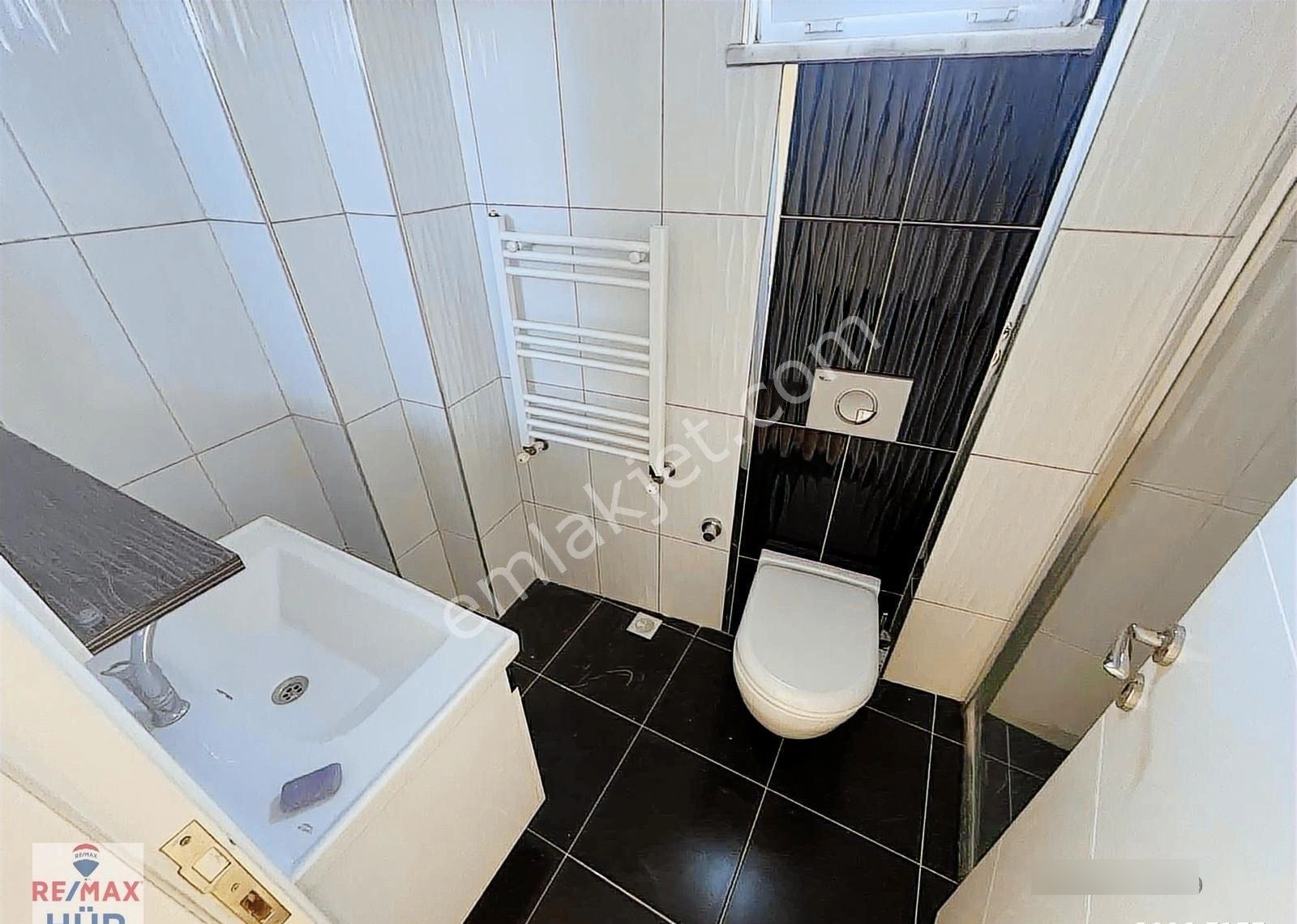 Maltepe Mahallesi Şehir Manzaralı Yatırımlık Eşyalıdaire Fırsatı - Görsel 8