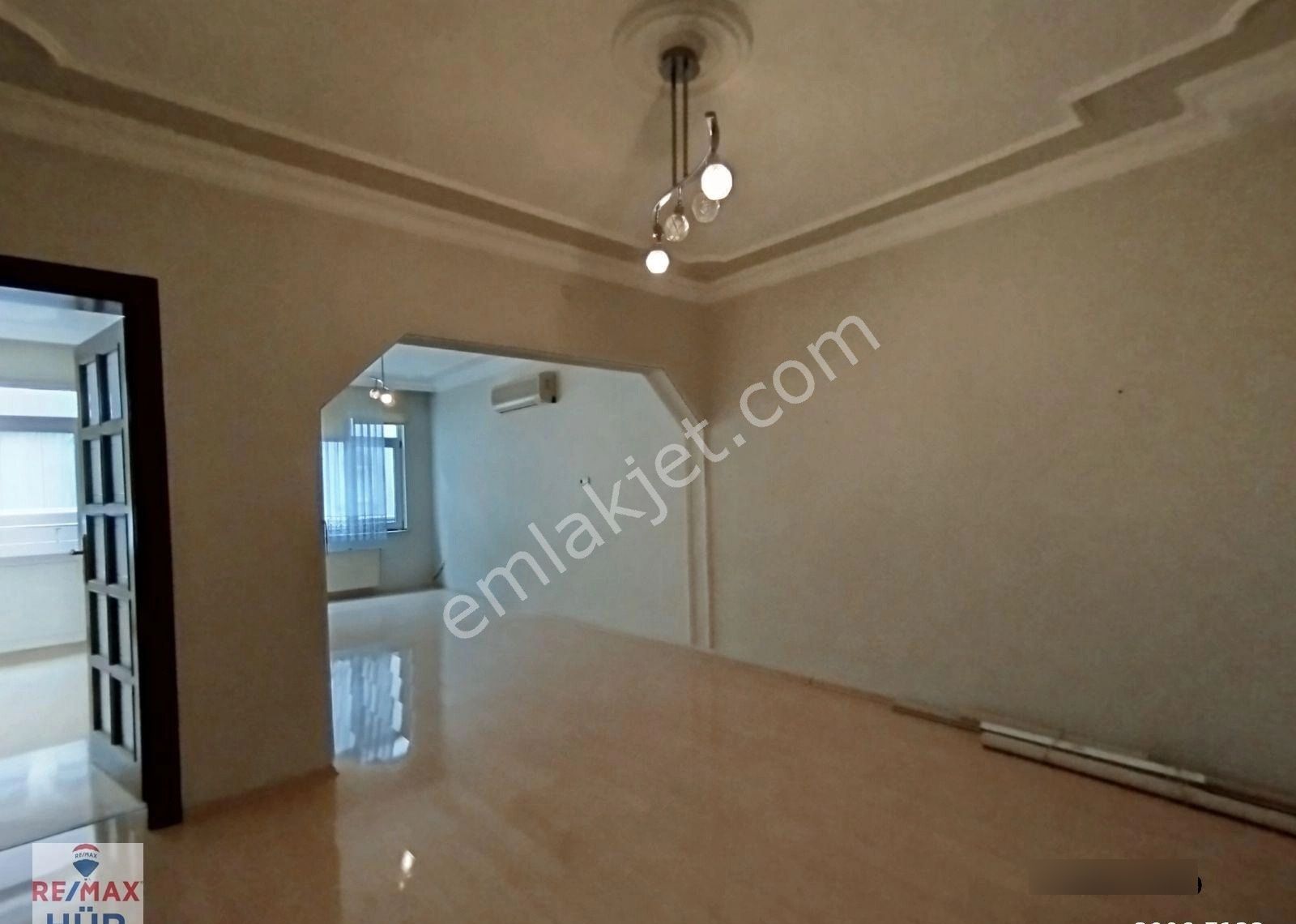 Remax Hür Yeşim Kara'dan Merkezde Teraslı Jakuzili Kiralık Dair - Görsel 3