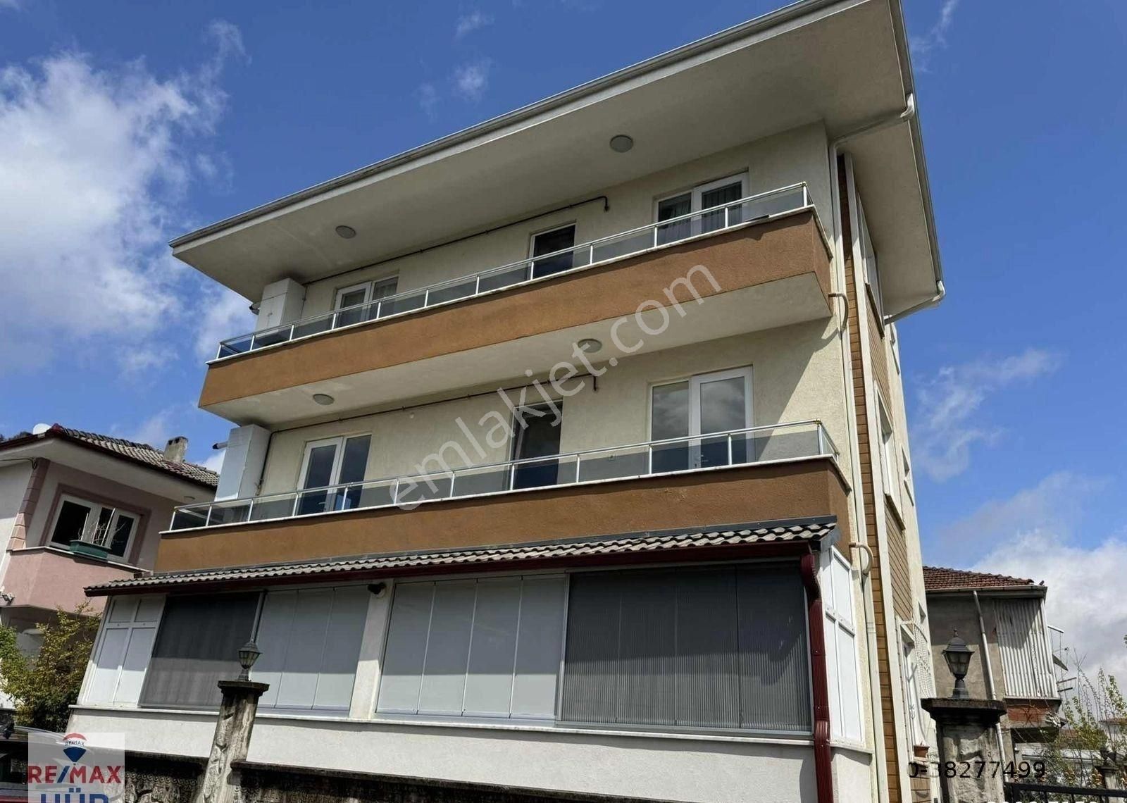 Adapazarı Devoğlu Caddesi 2+1 Satılık Daire