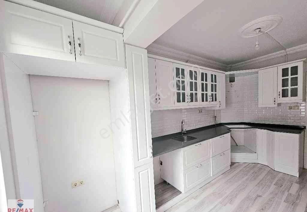 Remax Hür'den Güneşler'de Kiralık 3+1 Çatı Dubleks - Görsel 24