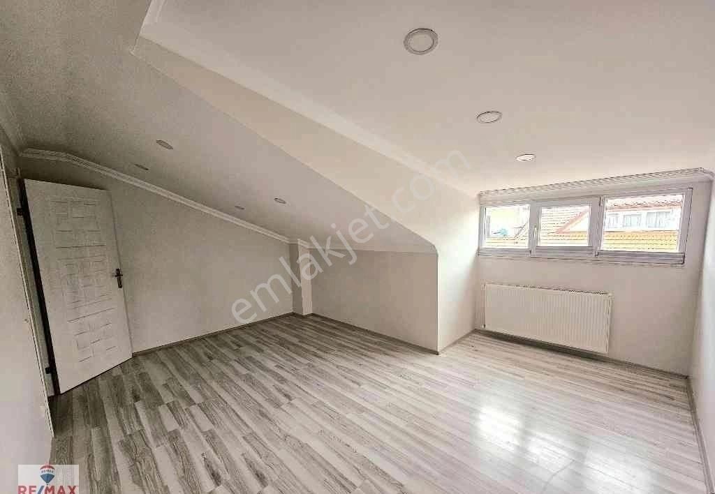 Remax Hür'den Güneşler'de Kiralık 3+1 Çatı Dubleks - Görsel 27