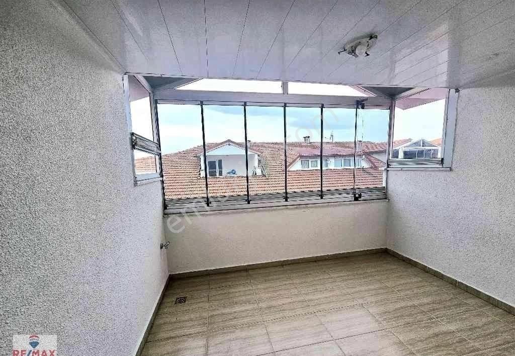 Remax Hür'den Güneşler'de Kiralık 3+1 Çatı Dubleks - Görsel 7