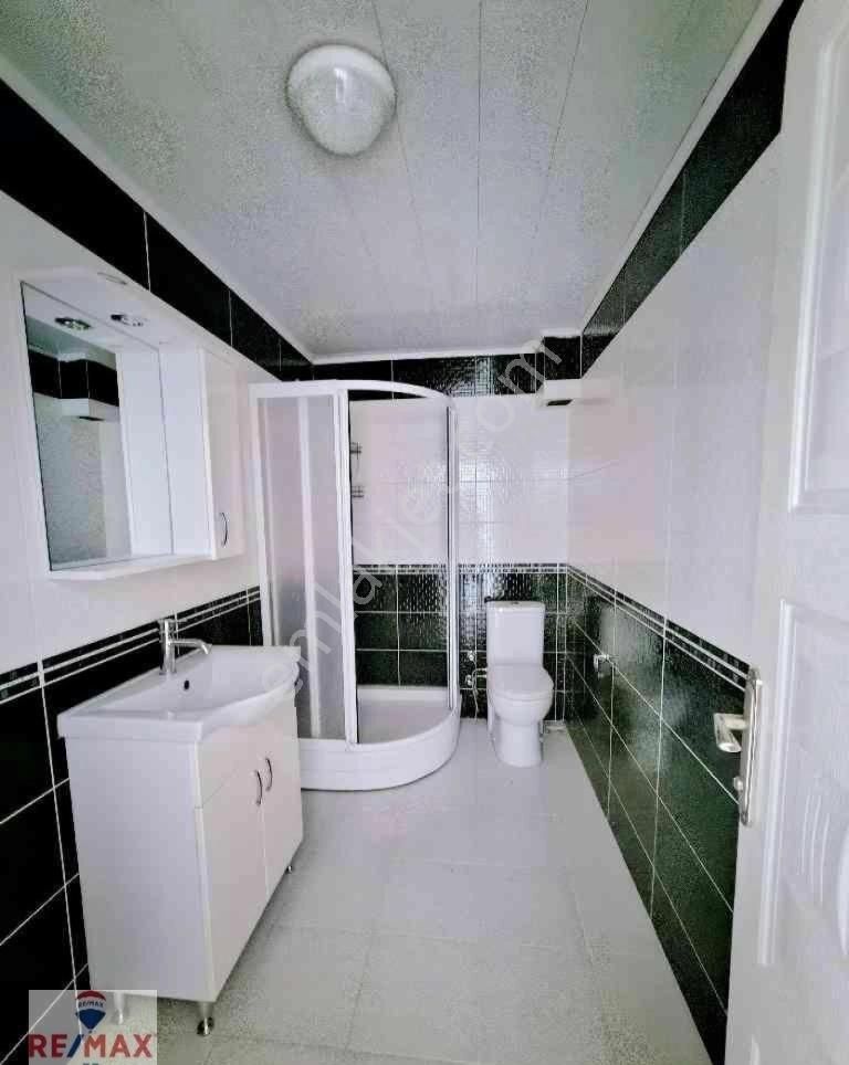 Remax Hür'den Güneşler'de Kiralık 3+1 Çatı Dubleks - Görsel 9