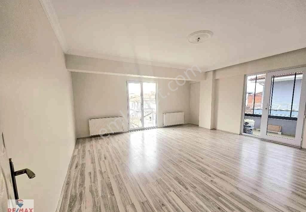 Remax Hür'den Güneşler'de Kiralık 3+1 Çatı Dubleks - Görsel 26