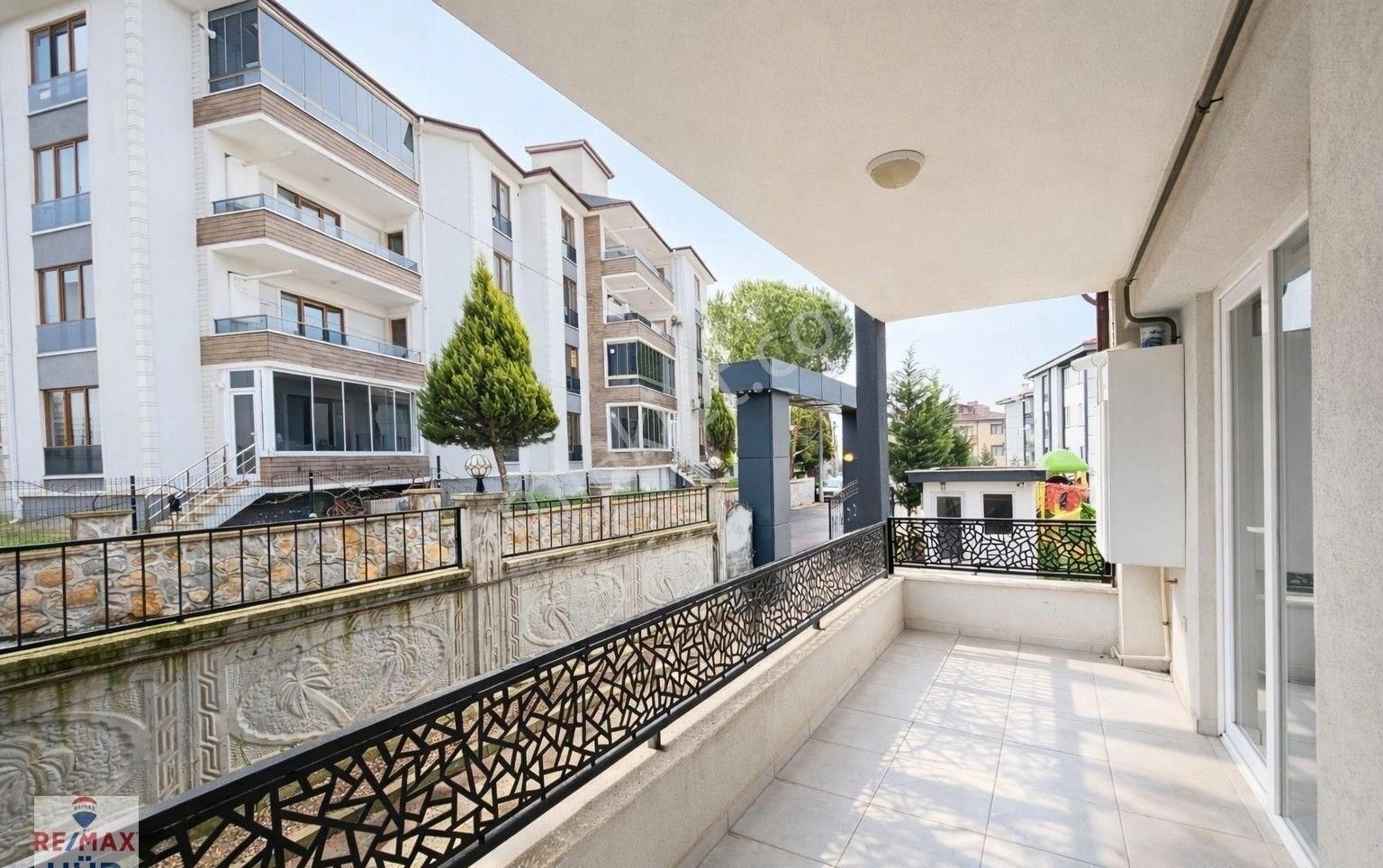 Remax Hür'den Serdivan'da Güvenlikli Sitede Satılık 3+1 Daire - Görsel 8