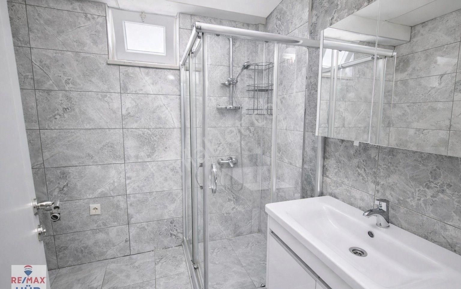 Remax Hür'den Serdivan'da Güvenlikli Sitede Satılık 3+1 Daire - Görsel 5