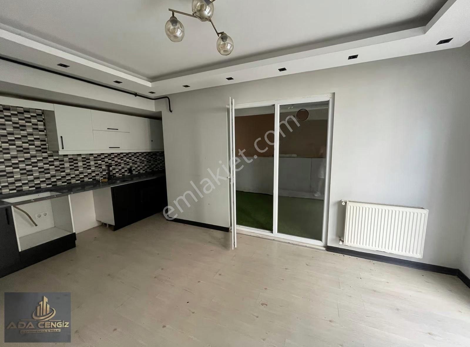 Serdivan İstiklal Mahallesinde 2+1 80 M2 Giriş Kat Daire - Görsel 6