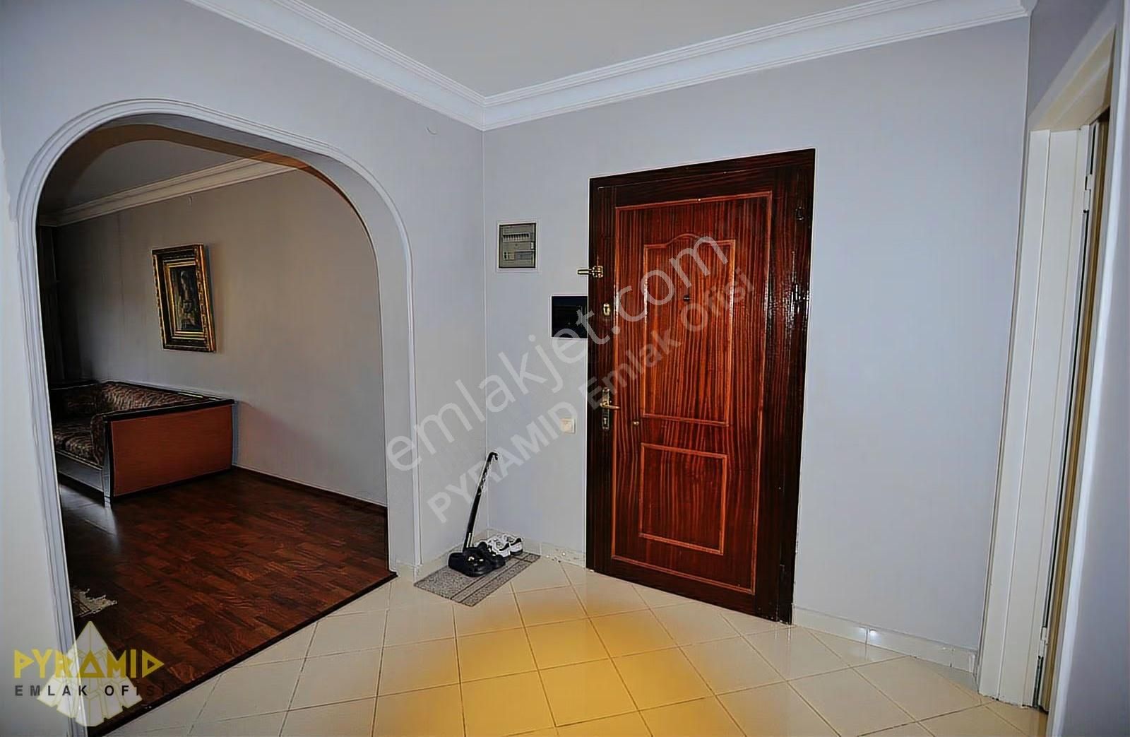 Pyramıd'den Ataköy 7-8 Gazi Sitesi Eşsiz Konumlu Boş 3+1 Daire - Görsel 17