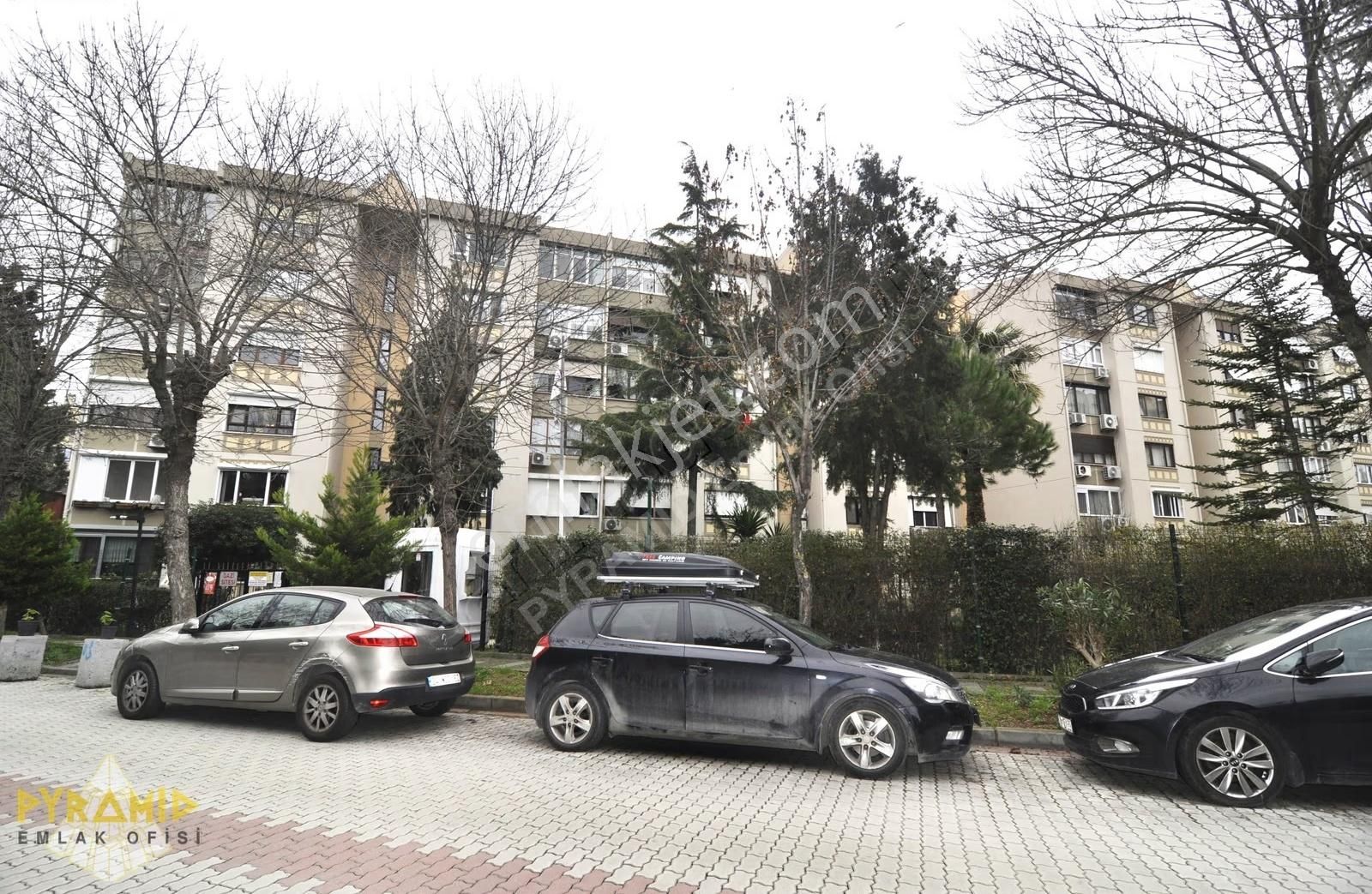 Pyramıd'den Ataköy 7-8 Gazi Sitesi Eşsiz Konumlu Boş 3+1 Daire - Görsel 16