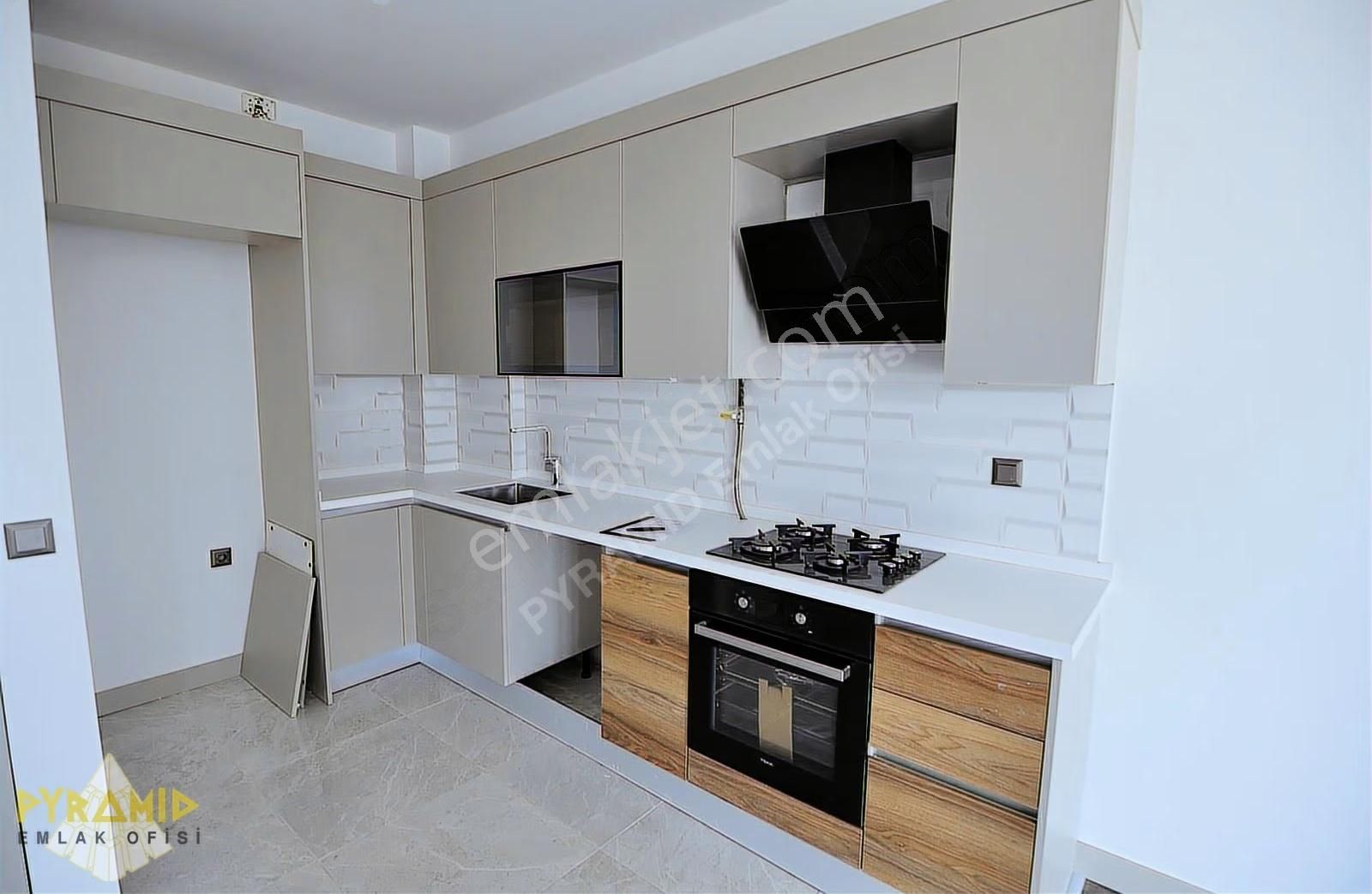 Pyramıd'den Mostar Akatent Sitesi Peyzaj Cephe (78m2) Lüx 1+1 - Görsel 6