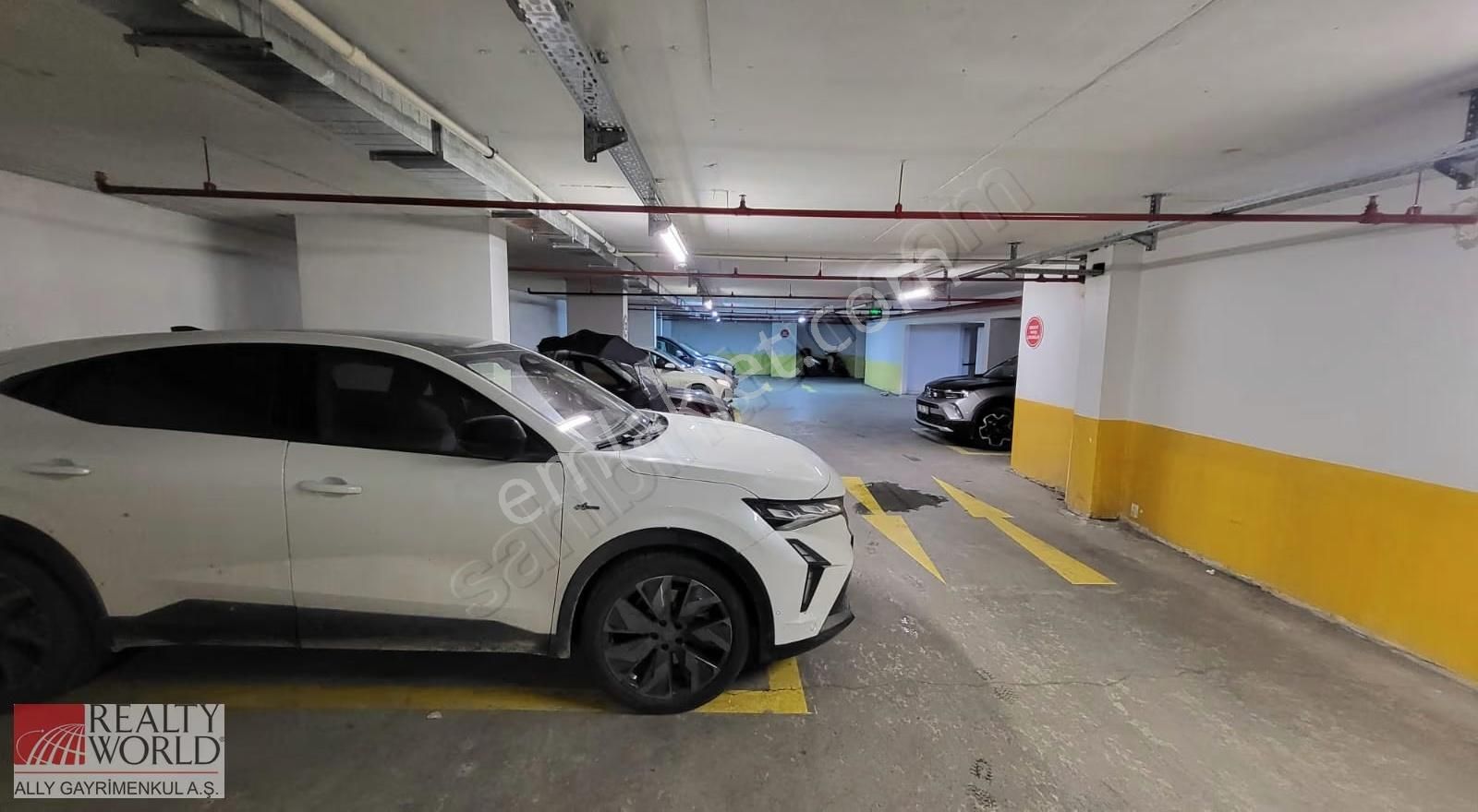 Kagıthane Merkez Mah Ana Cad Üzeri Rezidansta 2+1 Kiralık Daire - Görsel 3