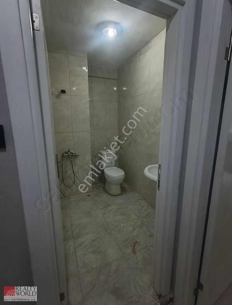 Kağıthane Merkez Mah'de Kiralik 2+1 Kiralik Daire - Görsel 5