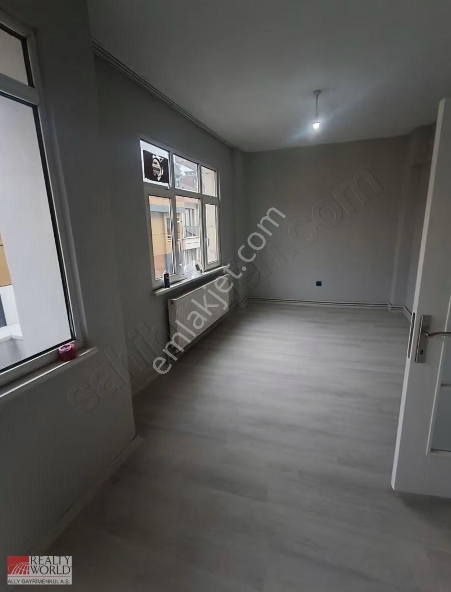 Kağıthane Merkez Mah'de Kiralik 2+1 Kiralik Daire