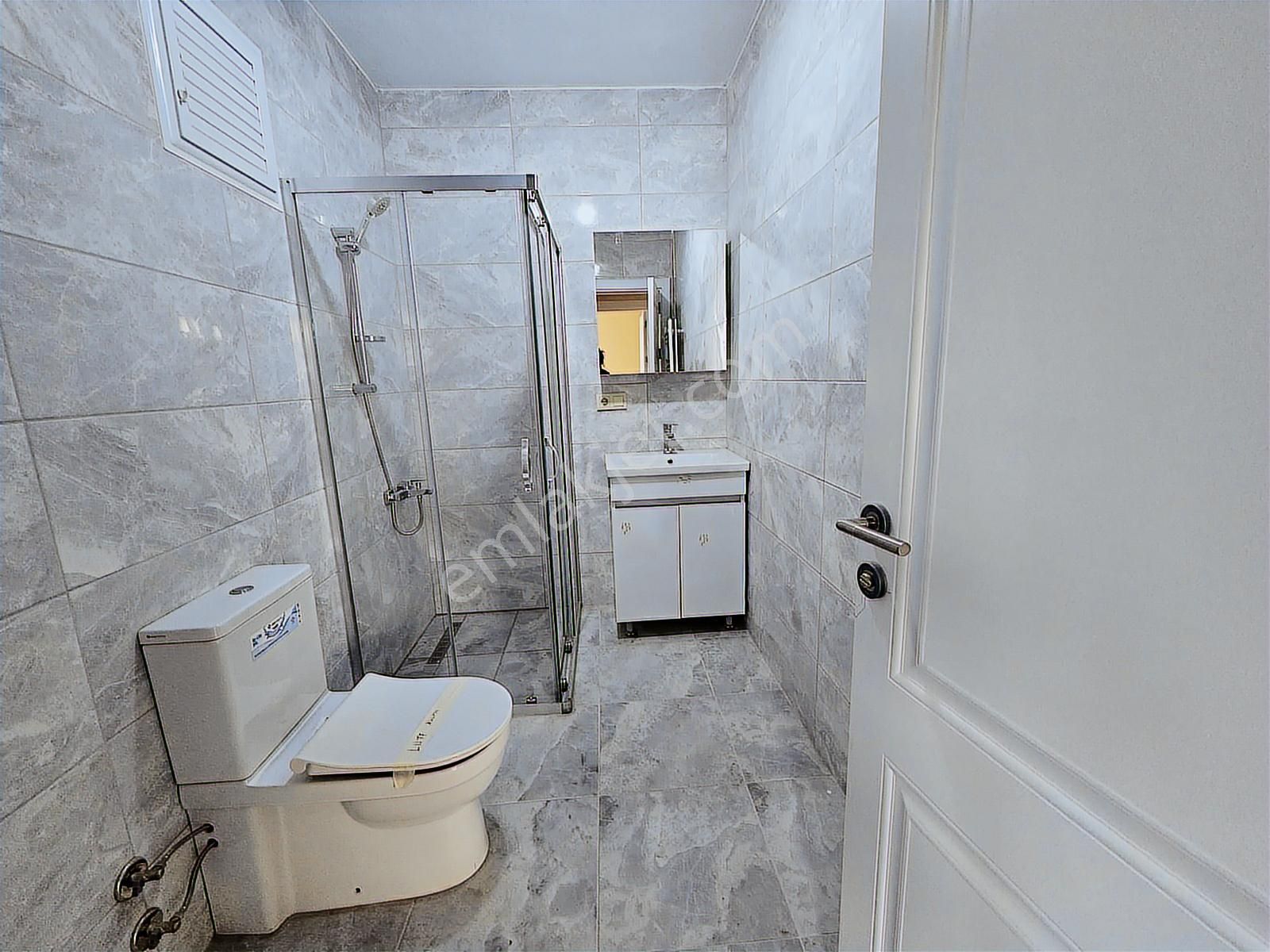 Sancaktepe Kapalı Otoparklı Metroya Yakın 2+1 Kiralık Daire - Görsel 14