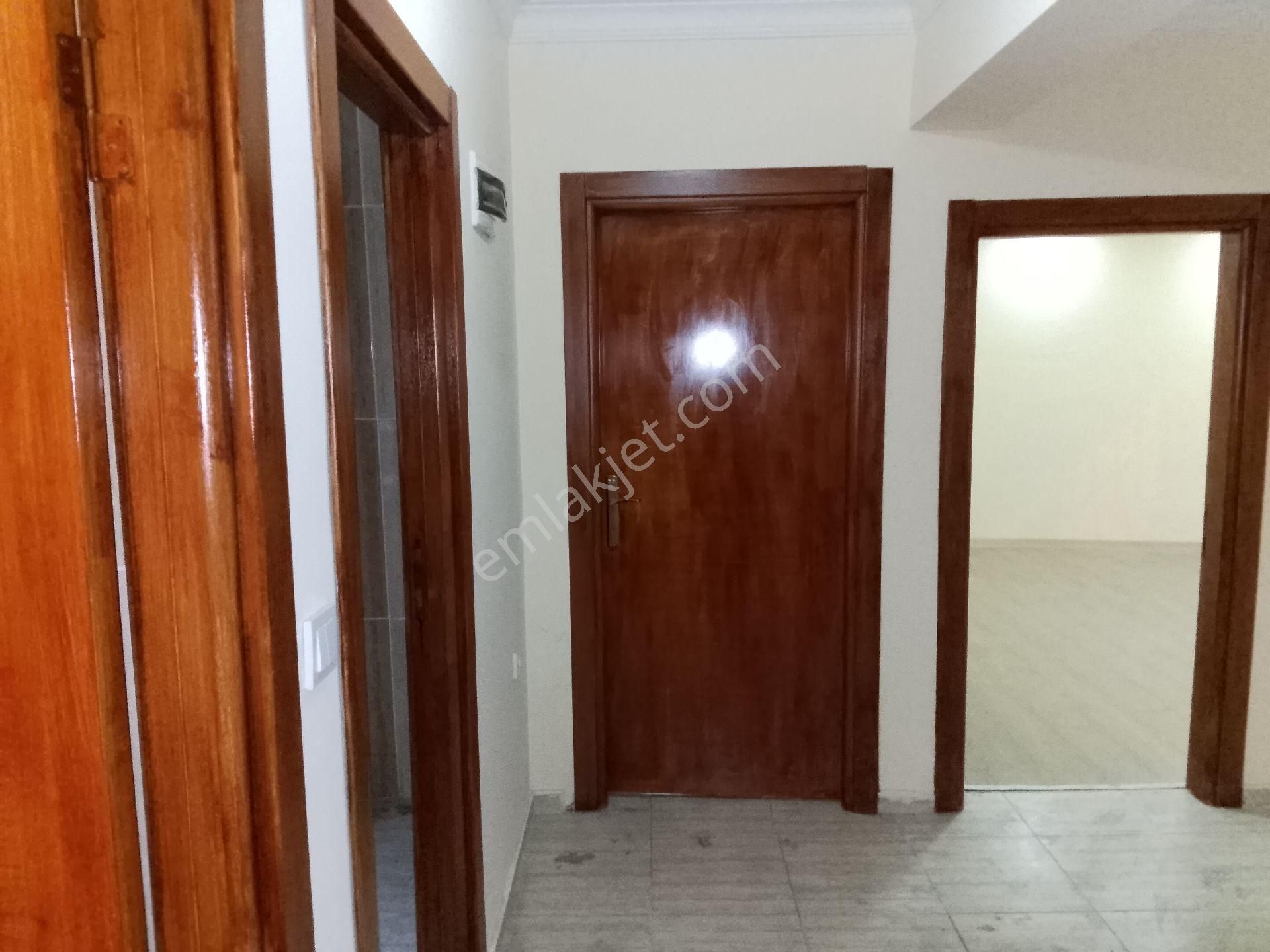 Samet Market Çok Yakın Satılık Bahçe Kat Daire 2+1 Bahçe Kullanımlı 1.850.000 - Görsel 3