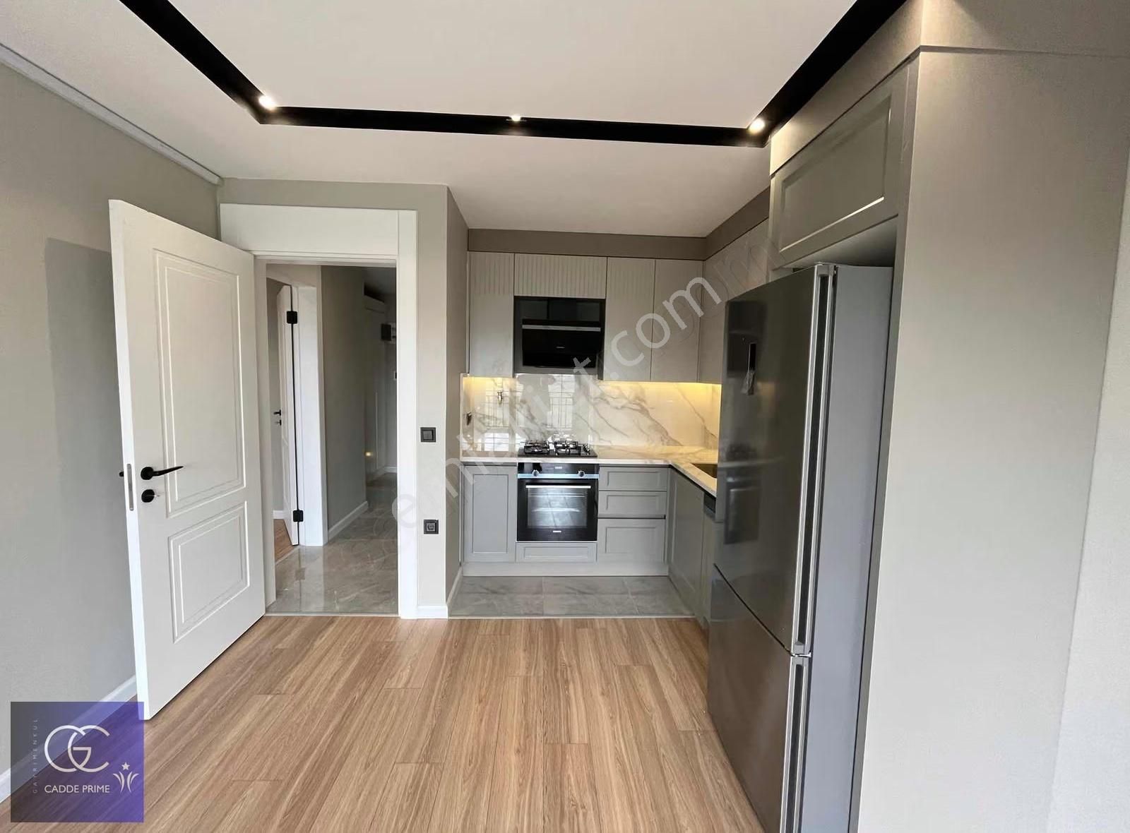 Cadde'den Sıfır Sahile 200 Mt Ayrıcalıklı 1+1 Satılık Daire - Görsel 13