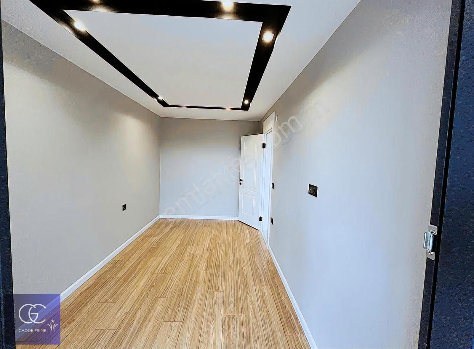 Cadde'den Sıfır Sahile 200 Mt Ayrıcalıklı 1+1 Satılık Daire - Görsel 32