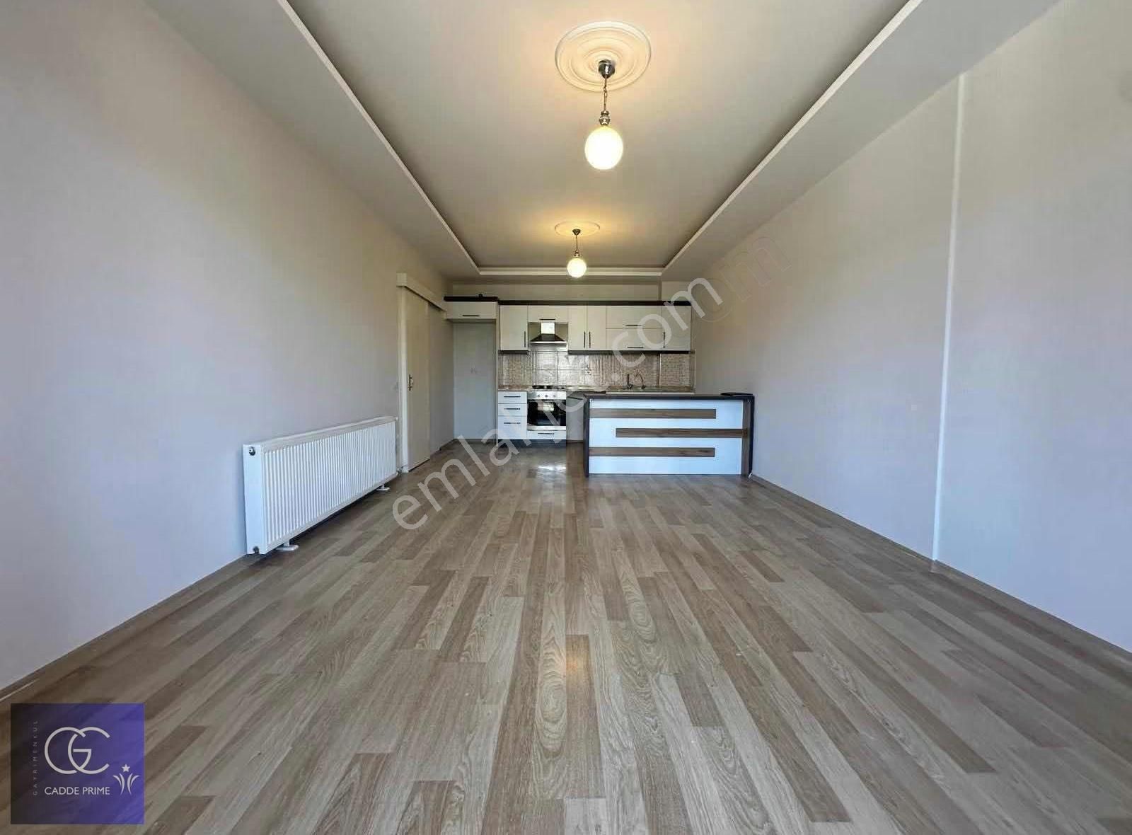 Cadde'den Doğalgazlı Asansörlü Geniş 1+1 Satılık Daire - Görsel 18