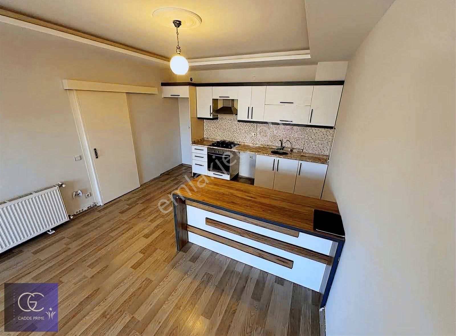 Cadde'den Doğalgazlı Asansörlü Geniş 1+1 Satılık Daire - Görsel 32