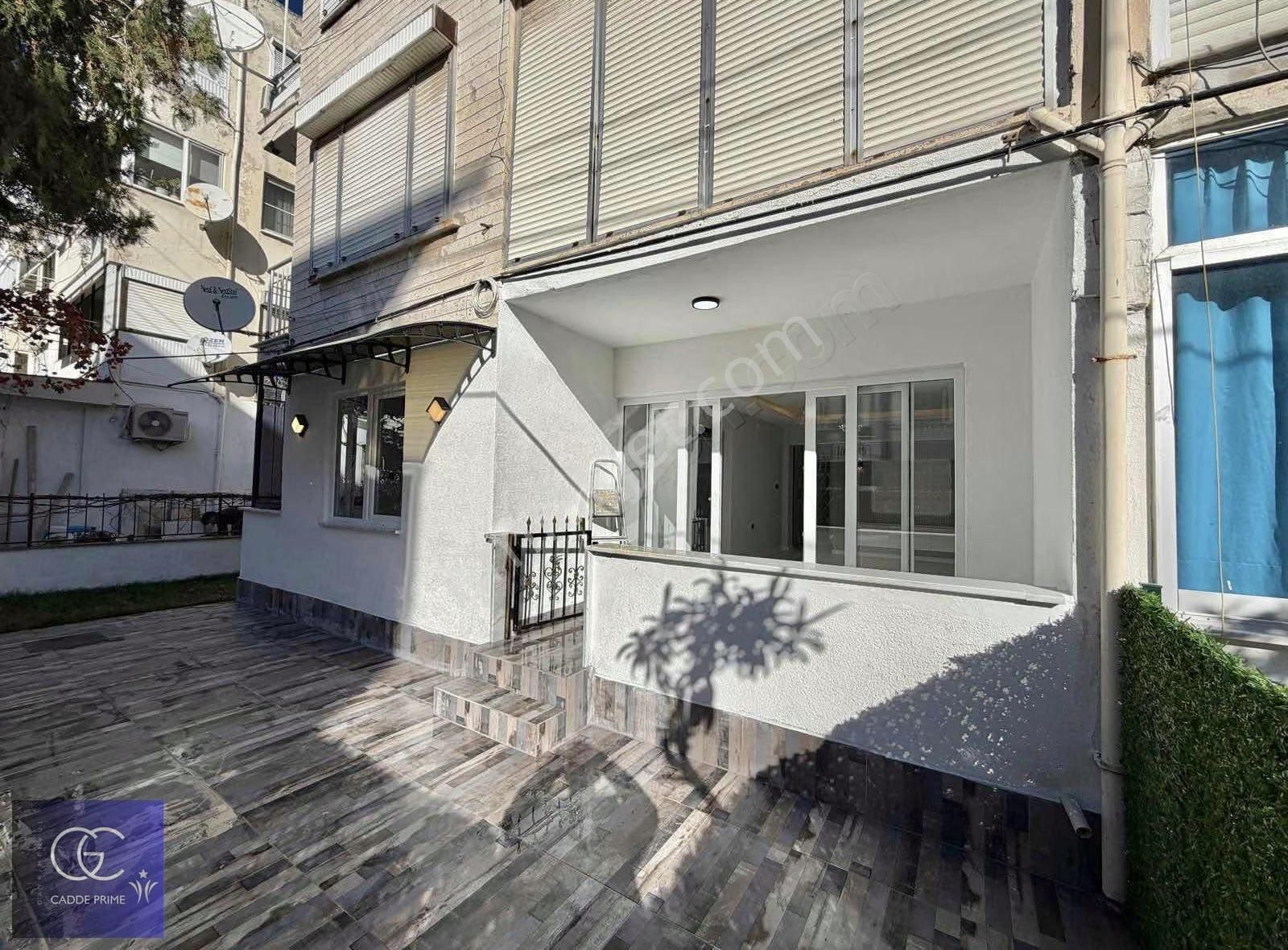 Cadde'den Sahile Adım Mesafesinde Bahçeli 2+1 Satılık Daire - Görsel 35