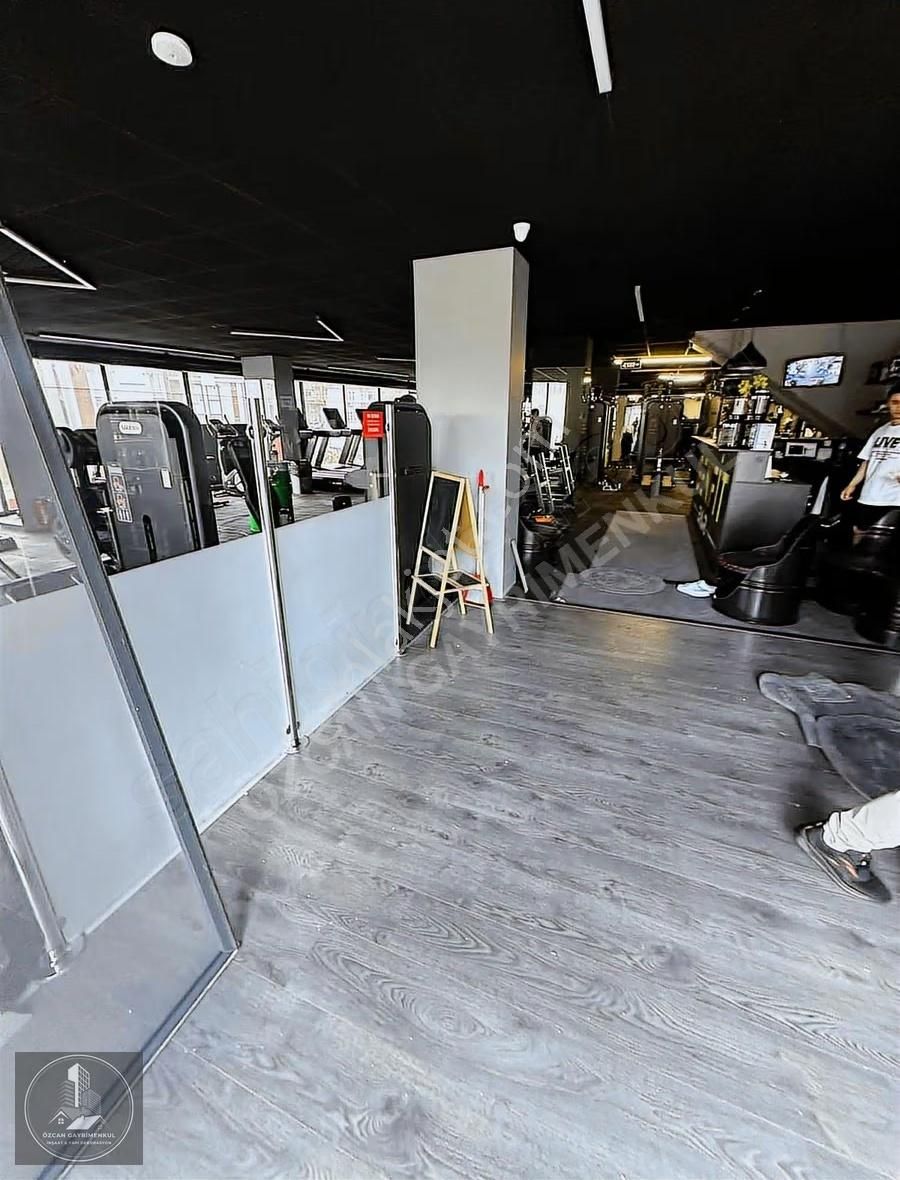 Dükkan Girne Caddesi Üzeri Satılık 500 M2 - Görsel 8