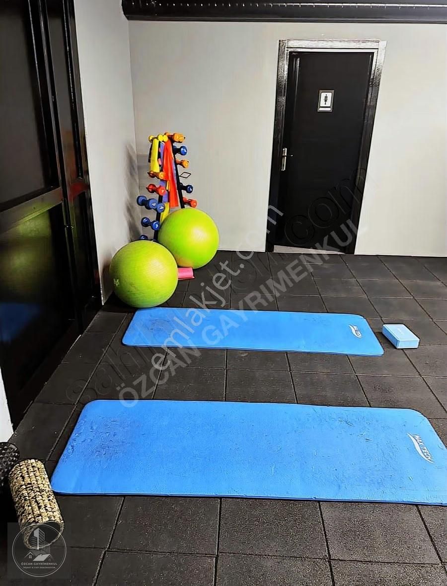 Dükkan Girne Caddesi Üzeri Satılık 500 M2 - Görsel 5