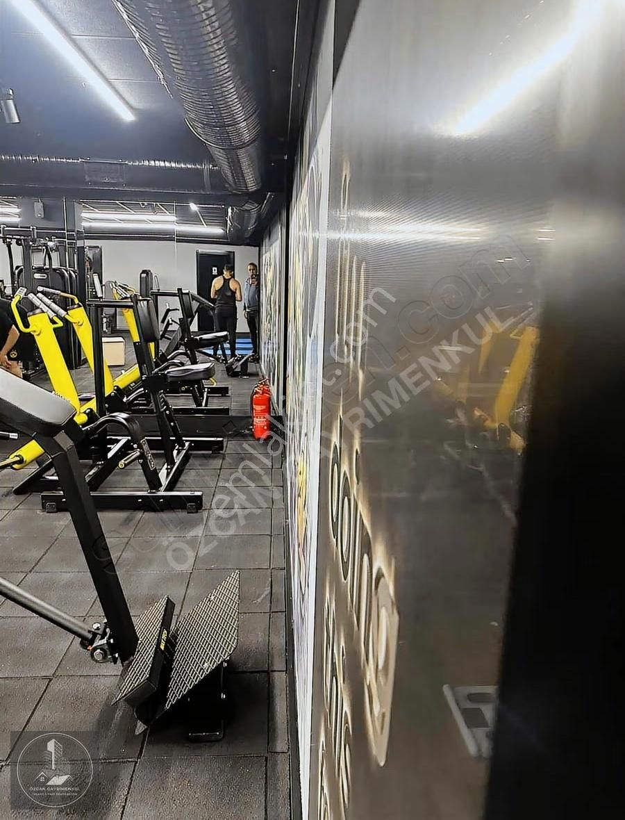 Dükkan Girne Caddesi Üzeri Satılık 500 M2 - Görsel 2