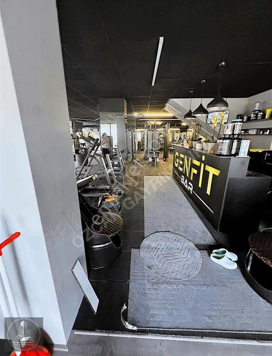 Dükkan Girne Caddesi Üzeri Satılık 500 M2 - Görsel 3