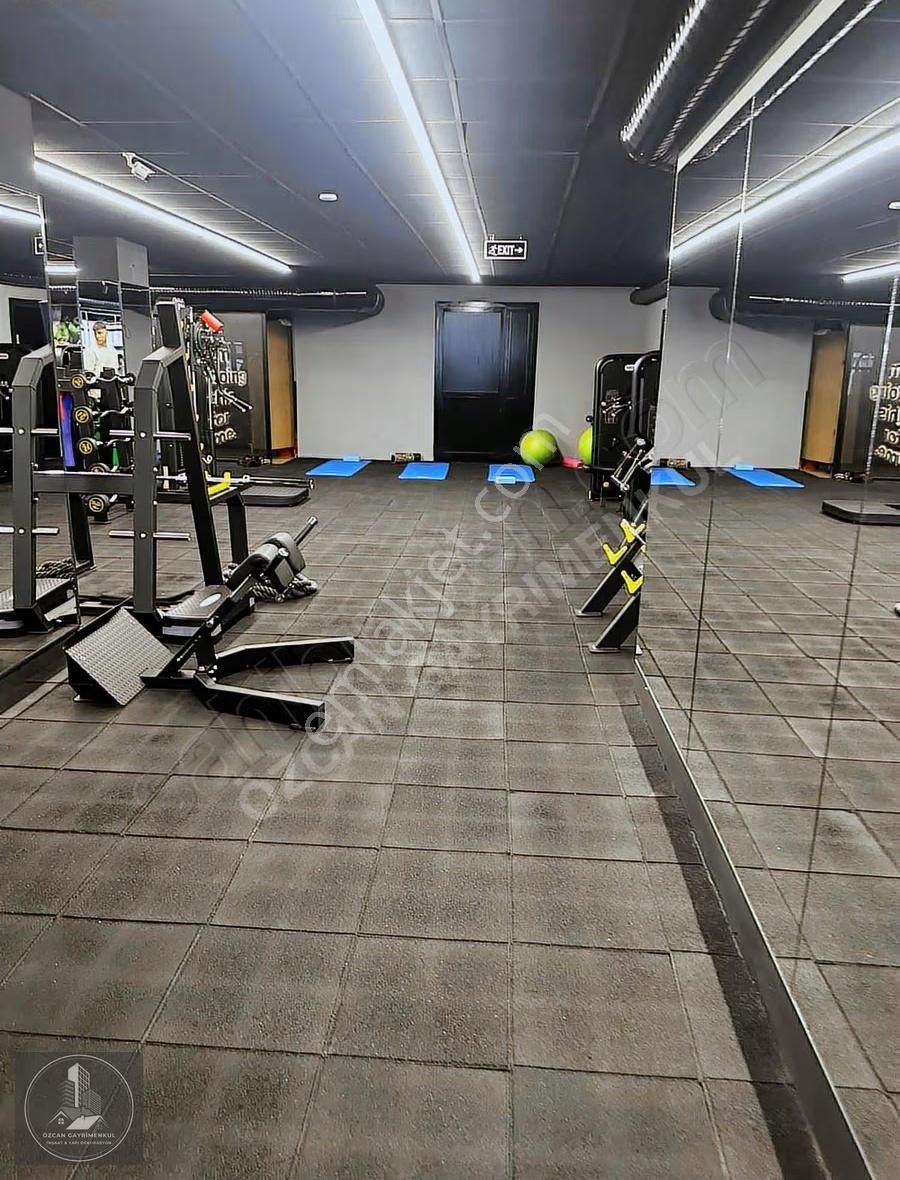 Dükkan Girne Caddesi Üzeri Satılık 500 M2 - Görsel 16