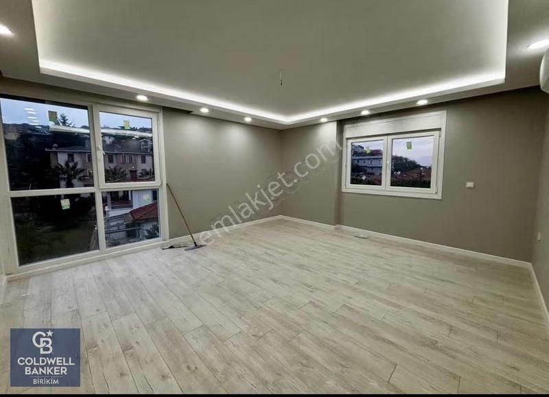 Maltepe Yalı Mahallesinde Sıfır İskanlı Daire