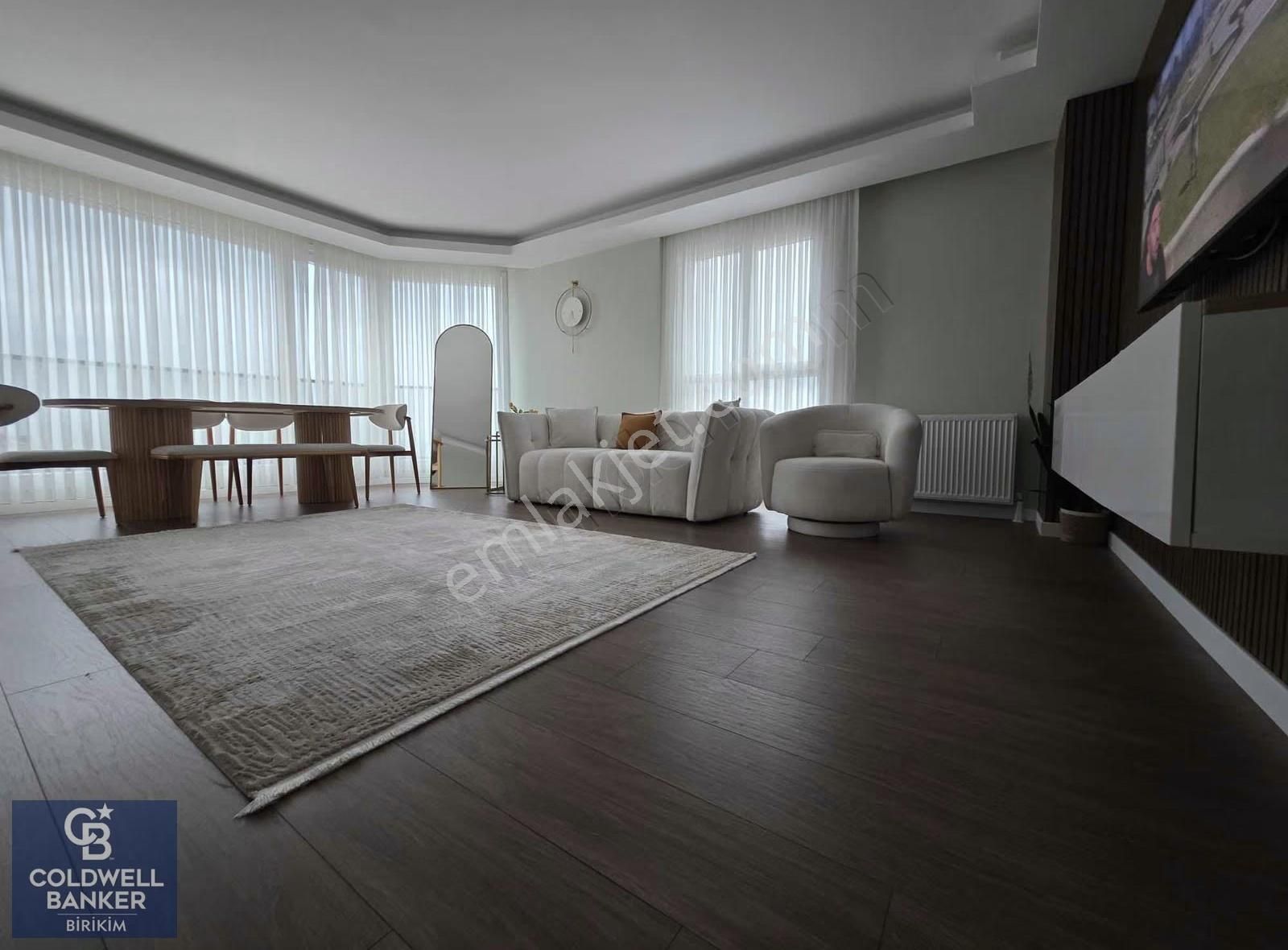 Pendik Oksijen Park Sitesinde Full Sıfır Eşyalı 2+1 Boş Daire