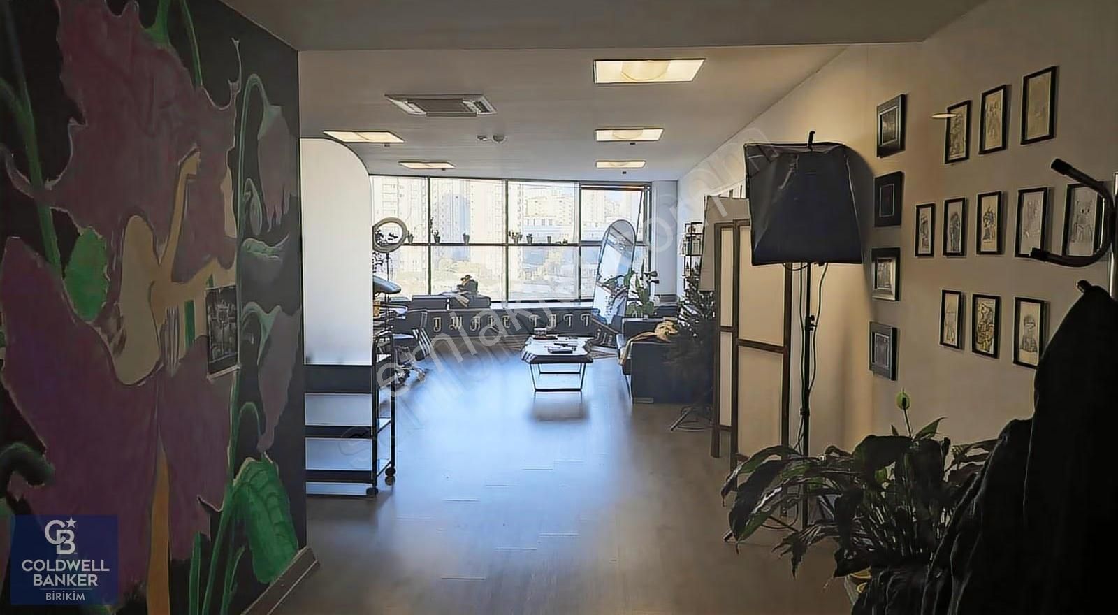 Sarphan Finanspark'ta Kiralık 50 M2 Ofis Katı - Görsel 3