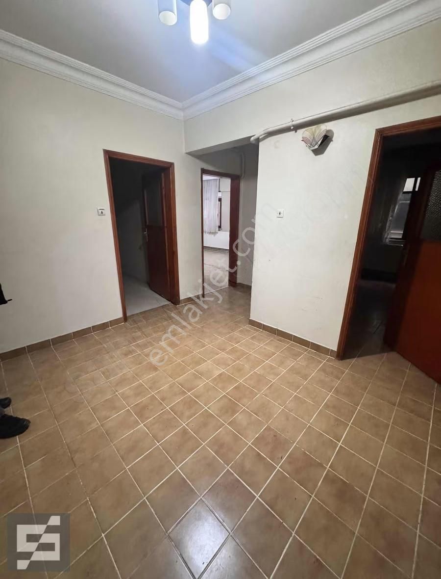 Sancak Emlaktan Çarşı Merkezde Satılık 3+1 - Görsel 17