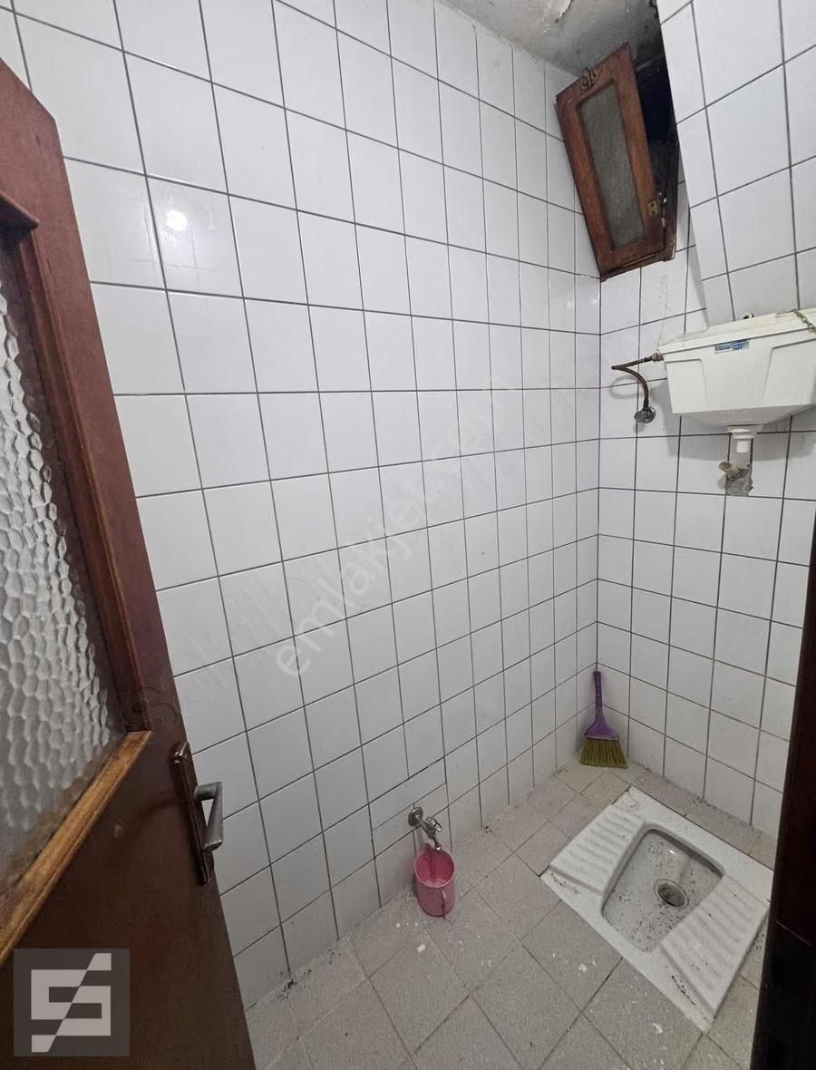 Sancak Emlaktan Çarşı Merkezde Satılık 3+1 - Görsel 2