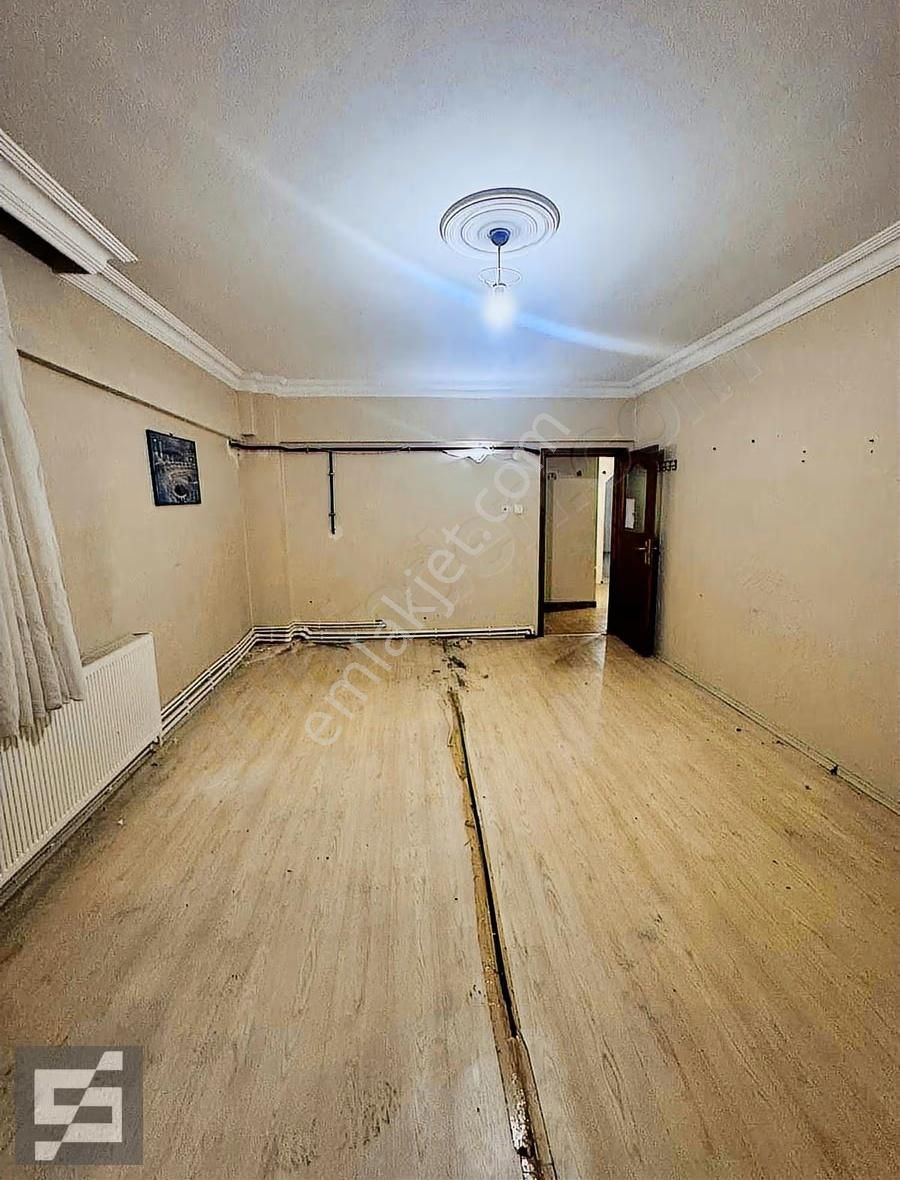 Sancak Emlaktan Çarşı Merkezde Satılık 3+1 - Görsel 12