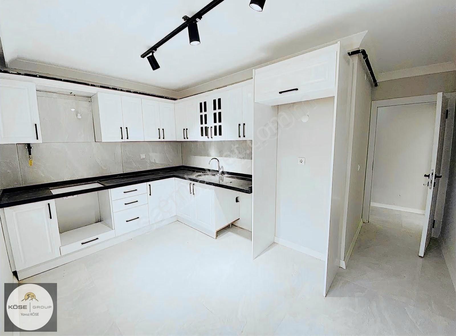 Darıca Battalgazi Caddesinde Satılık 3+1 Arakat Daire !!! 130 M2 - Görsel 7