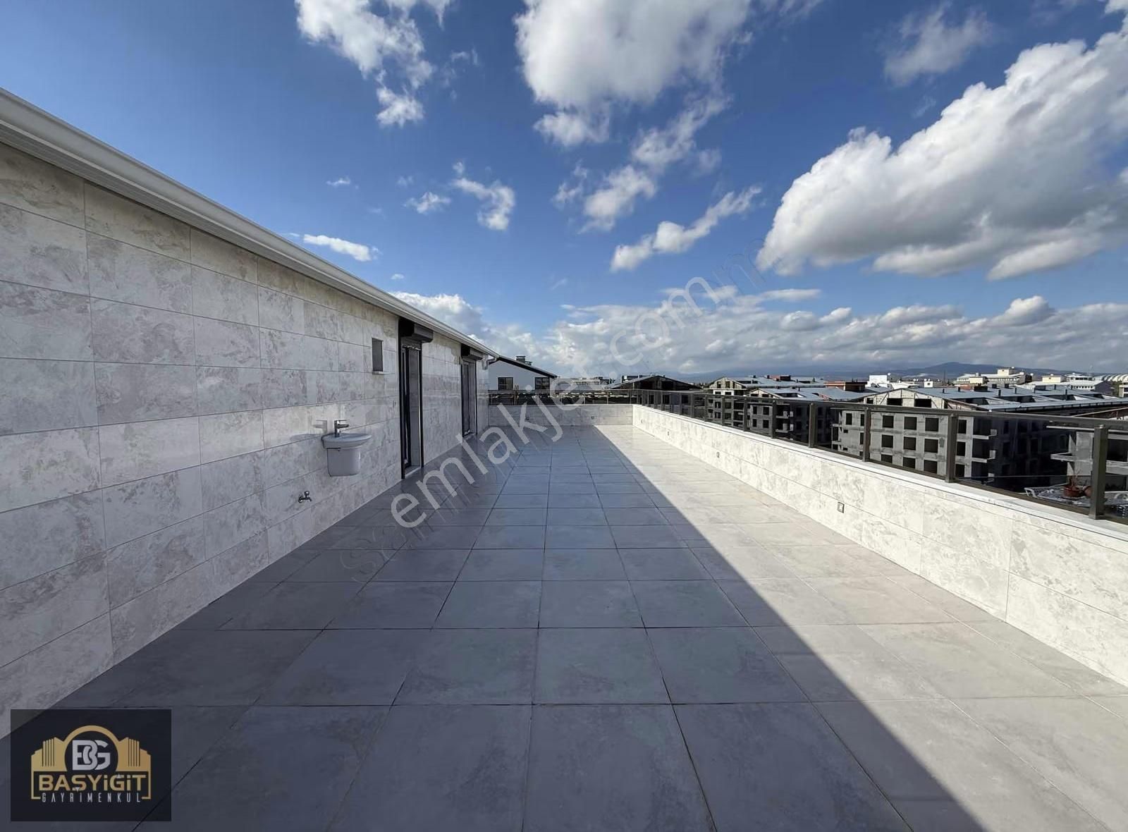 Hürriyet Mah.5+1,280m2 Geniş Teraslı Satılık Sıfır Dubleks
