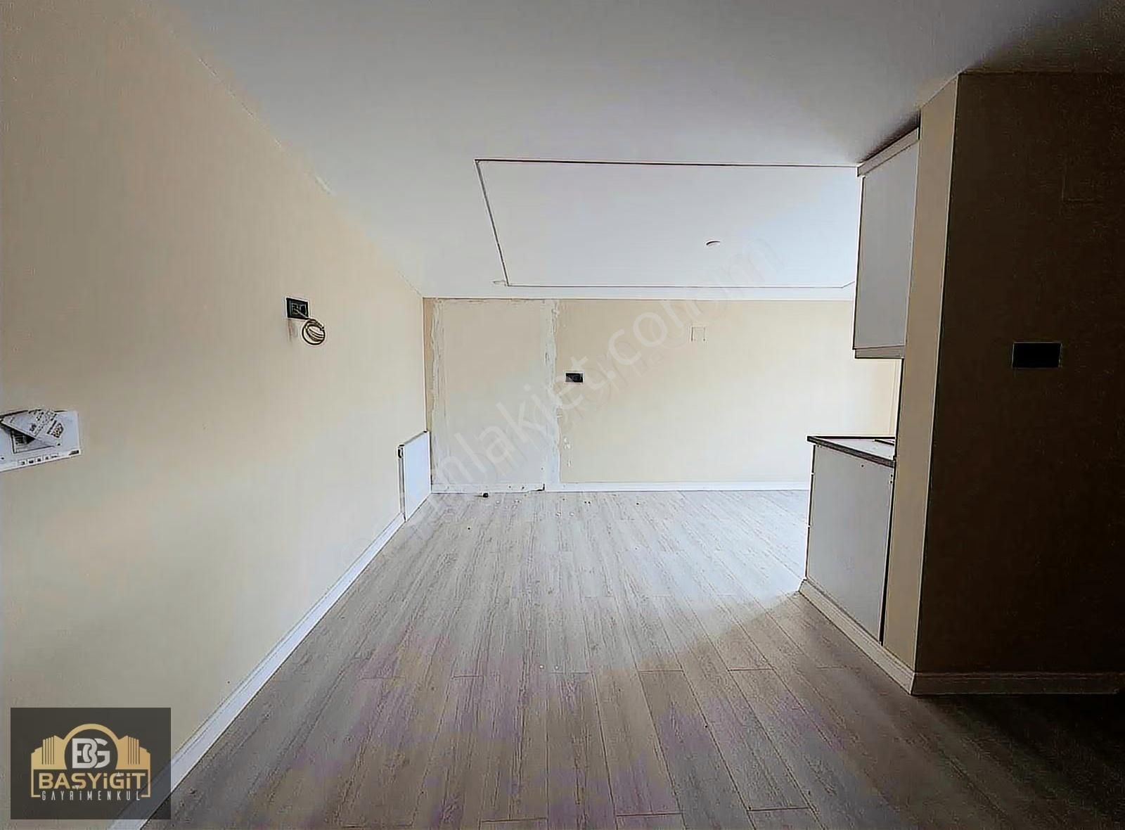 Hürriyet Mah.2+1,130m2 Özel Otopark,y.ısıtmalı,e.banyolu Dubleks - Görsel 17