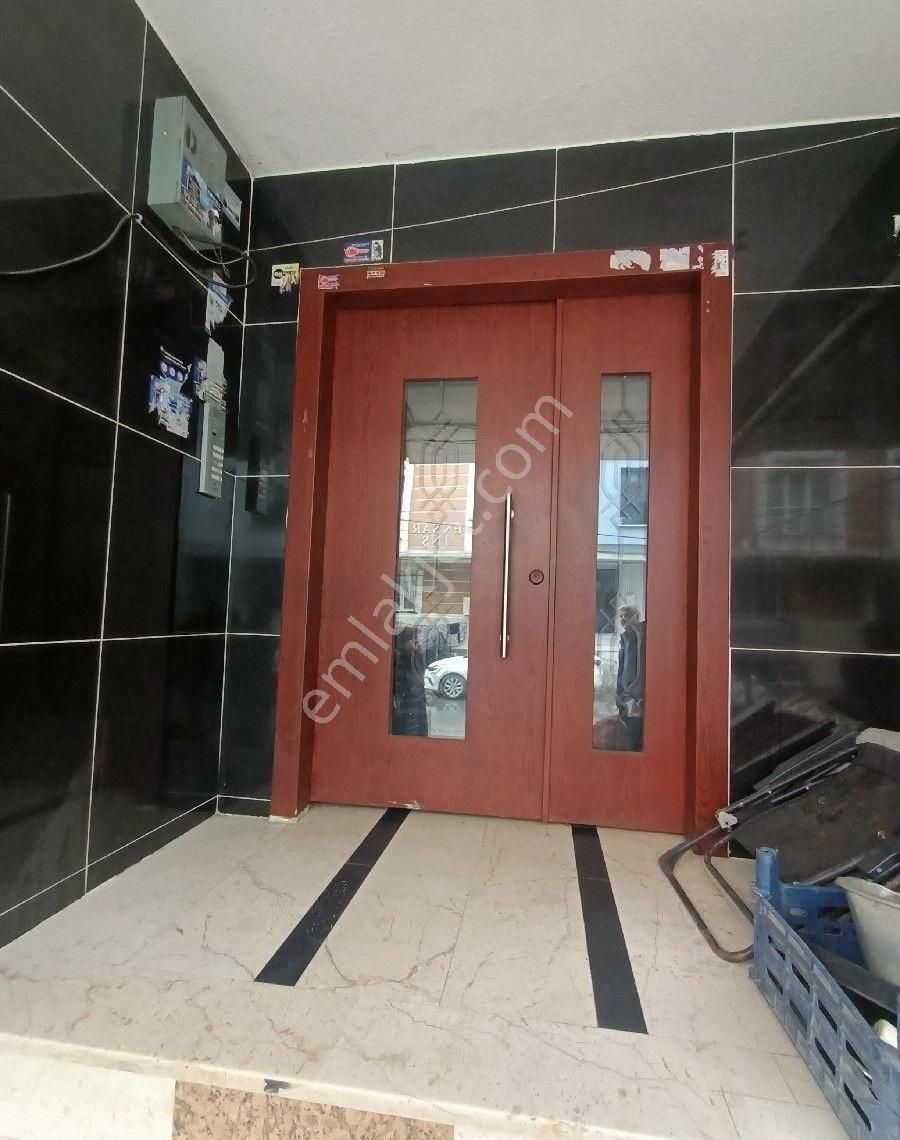 Arnavutköy Anadolu Mahallesi'nde Satılık 1+1 Bahçe Katı Metro Merkeze Çok Yakın Yürüme Mesafede - Görsel 9