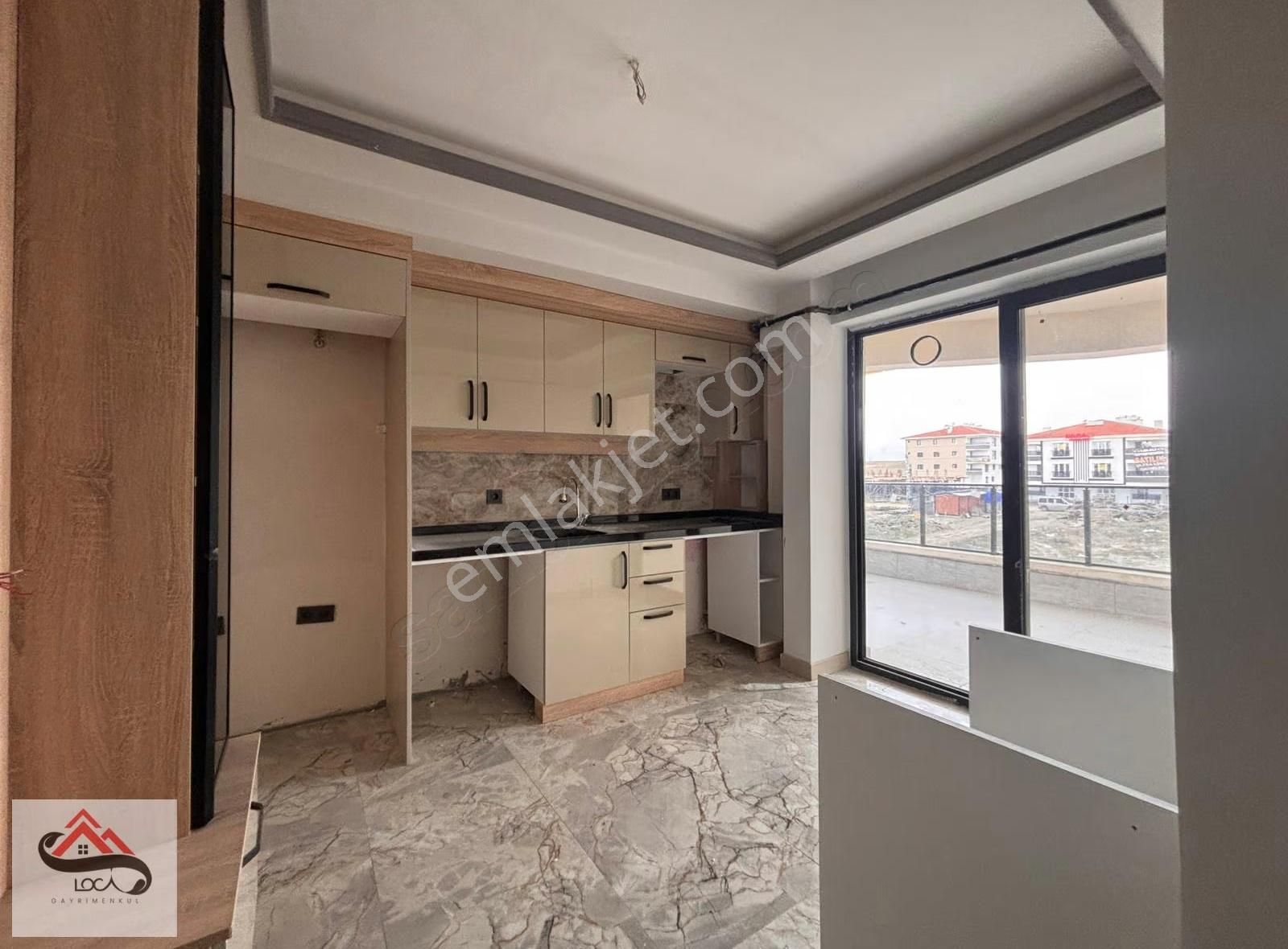Loca'dan 29 Ekim'de Ara Kat 3+1 Park Cepheli 110m² Yapılı Daire