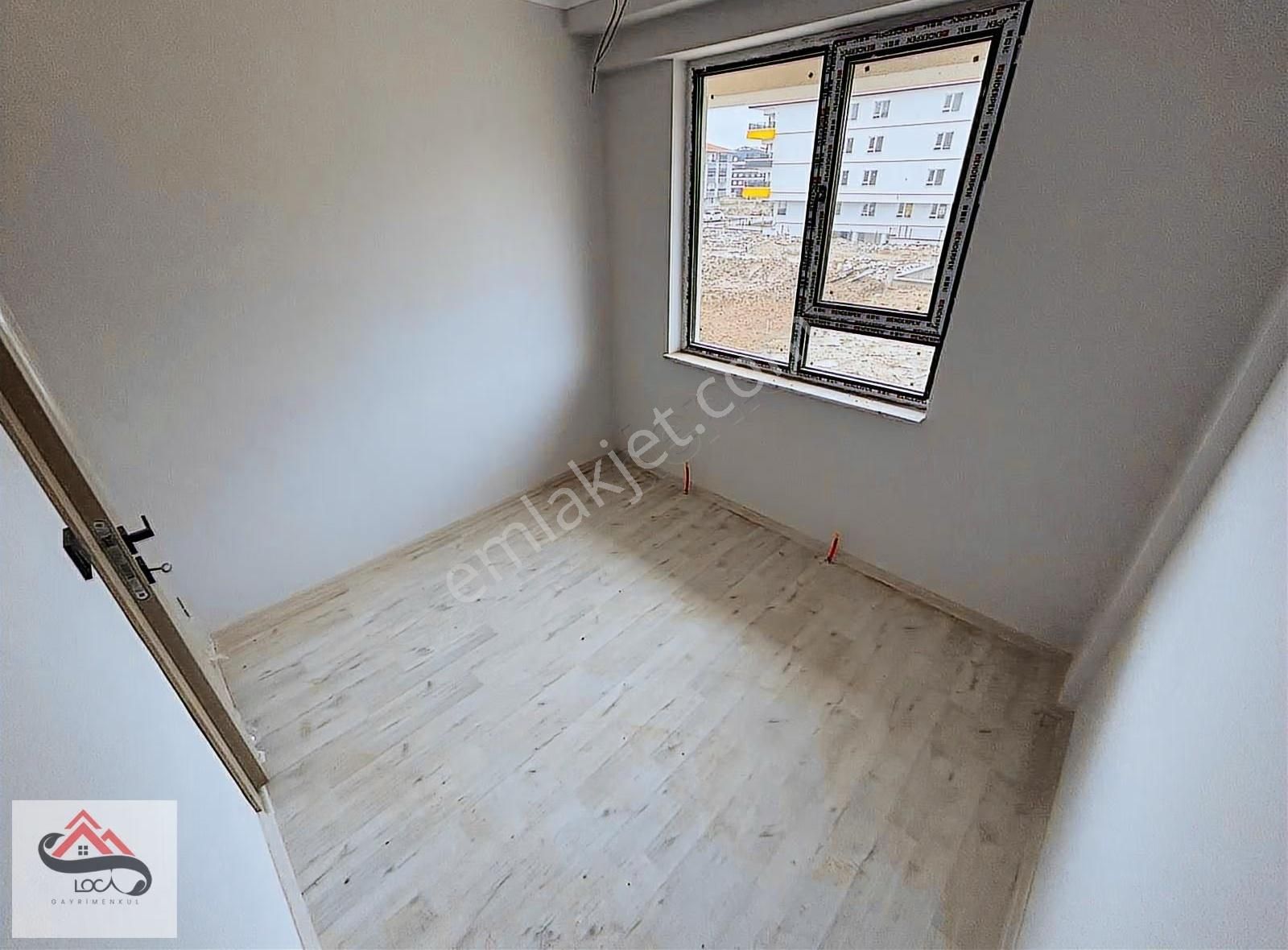 Loca'dan 29 Ekim Mahallesin'de Kat Konumunda Y.giriş Lüks Daire - Görsel 4