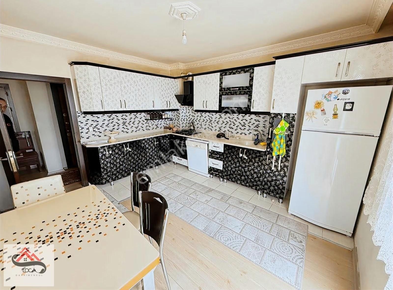 Ana Cadde Üzeri 2+1 Asansörlü Teraslı Full+full Eşyalı Kiralık - Görsel 24