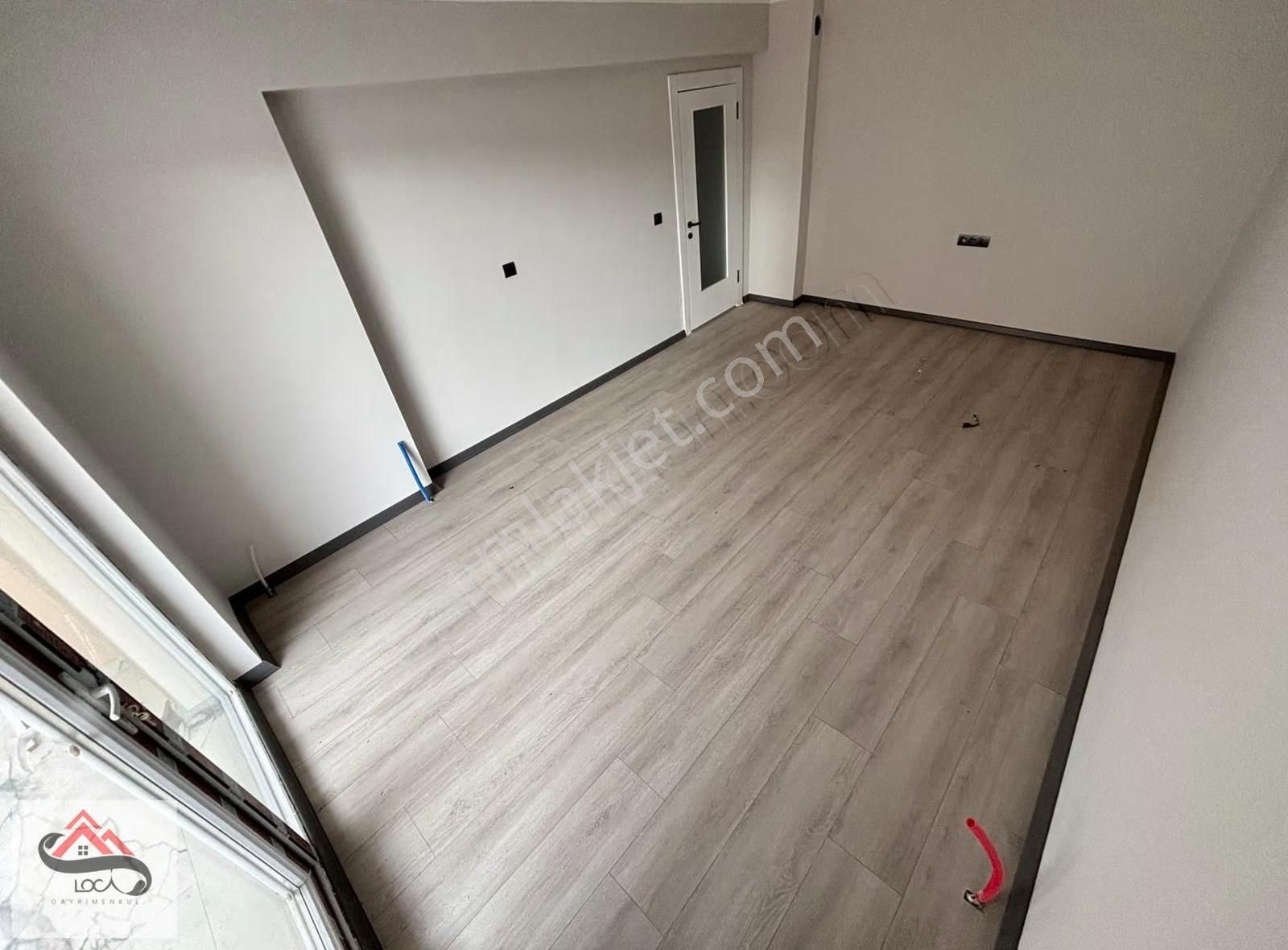 Loca'dan F.çakmak'ta 2. Ara Kat Çift Balkon Oturuma Hazır 2+1!!! - Görsel 2