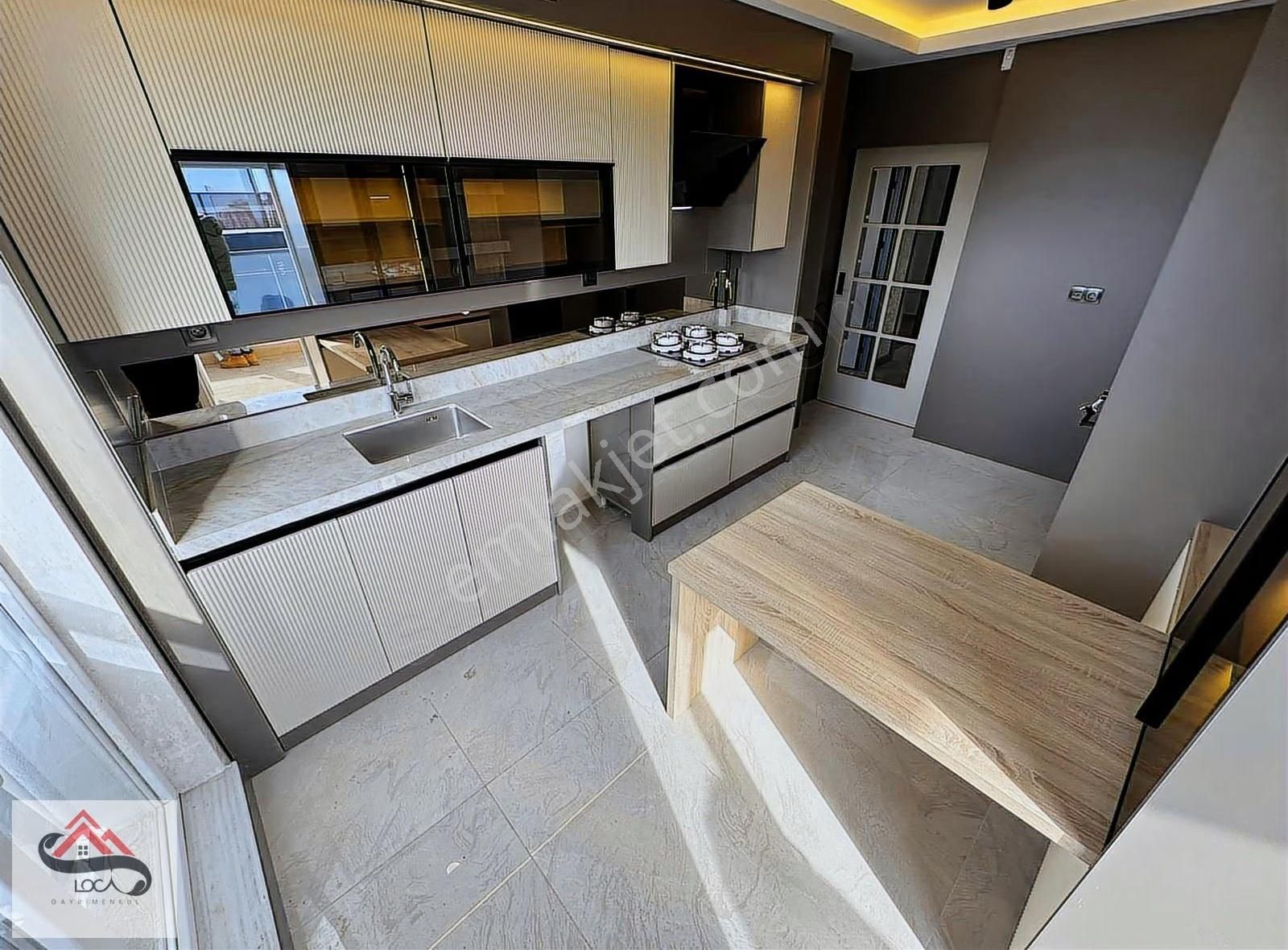 Loca'dan F.çakmak'ta Tasarım Harikası E.banyo, G.odalı Sıfır 3+1