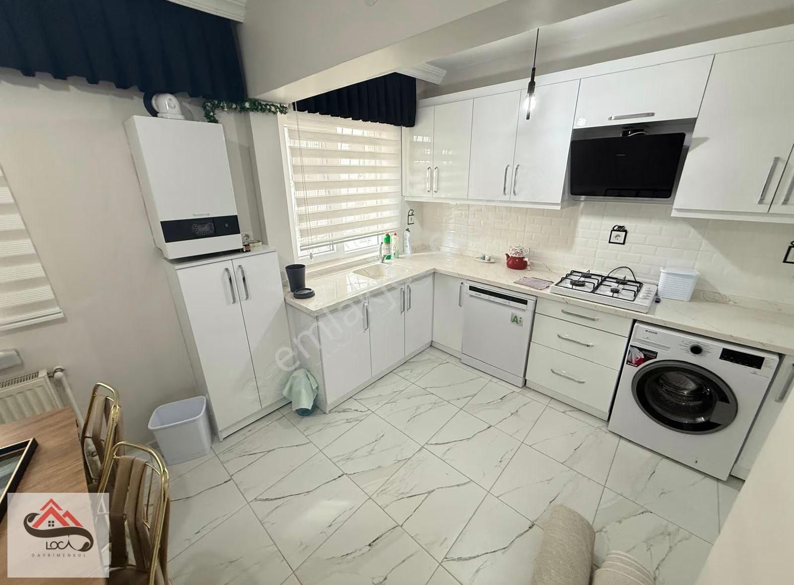 Etlik Merkez'de 3+1 Den Bozma 2+1 Full Yapılı Y.giriş Daire