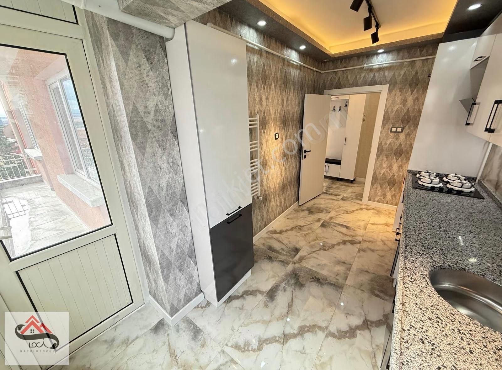 Tepebaşında Manzaralı Ara Kat 3+1 125m² Full Yapılı Satılk Daire - Görsel 20