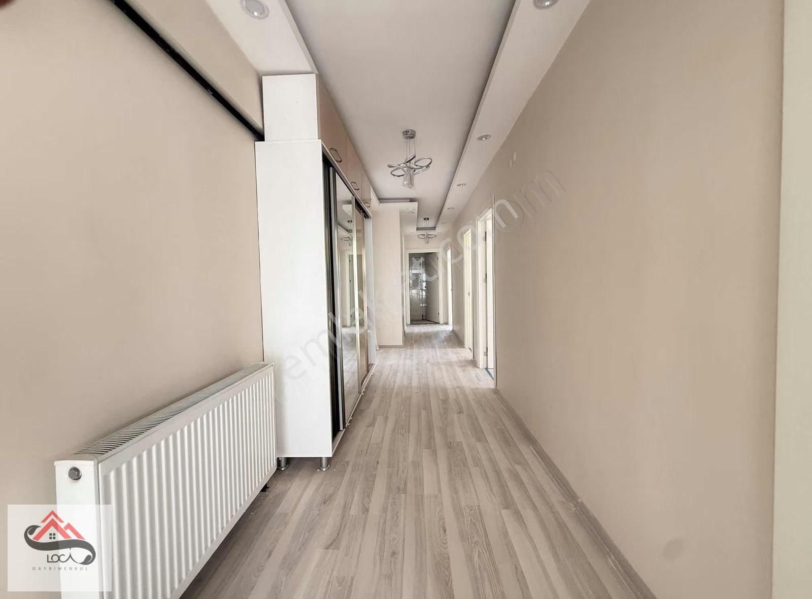 Ana Cadde Yakını 3+1 Site Daire Emsali 140m2 Net Kullanım Alanı - Görsel 14