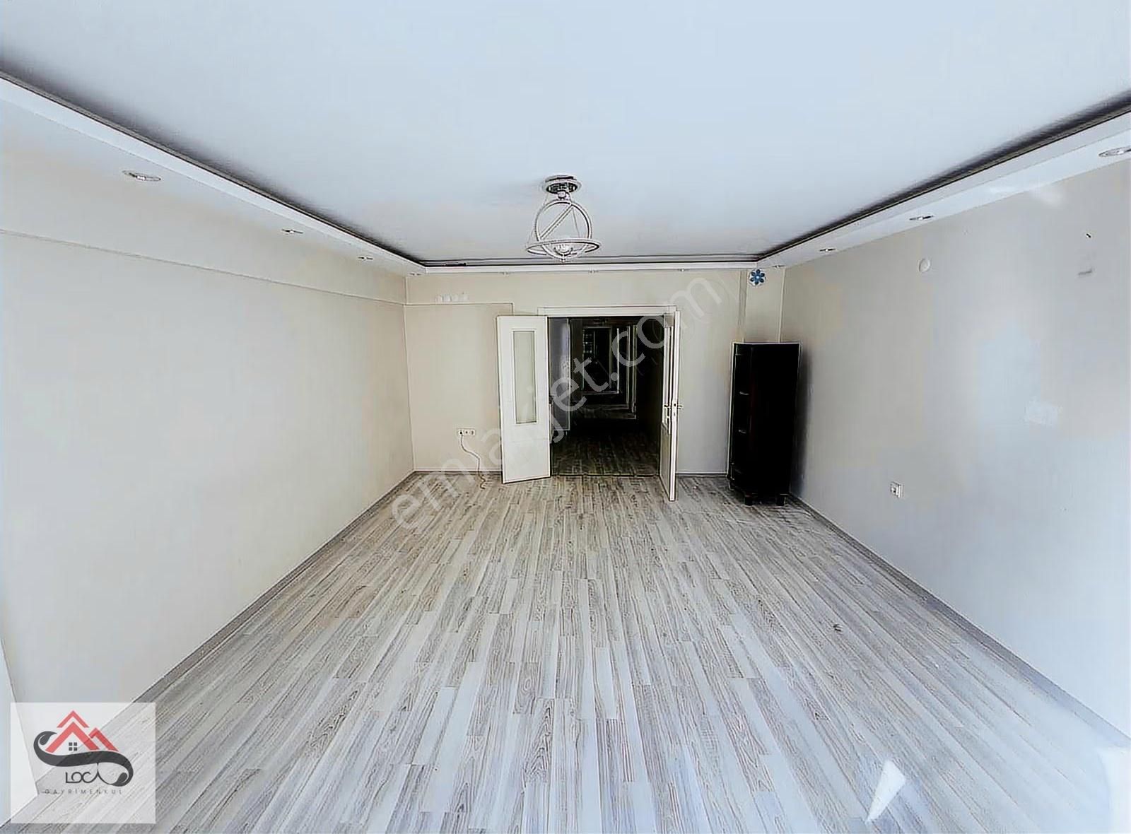 Ana Cadde Yakını 3+1 Site Daire Emsali 140m2 Net Kullanım Alanı - Görsel 30