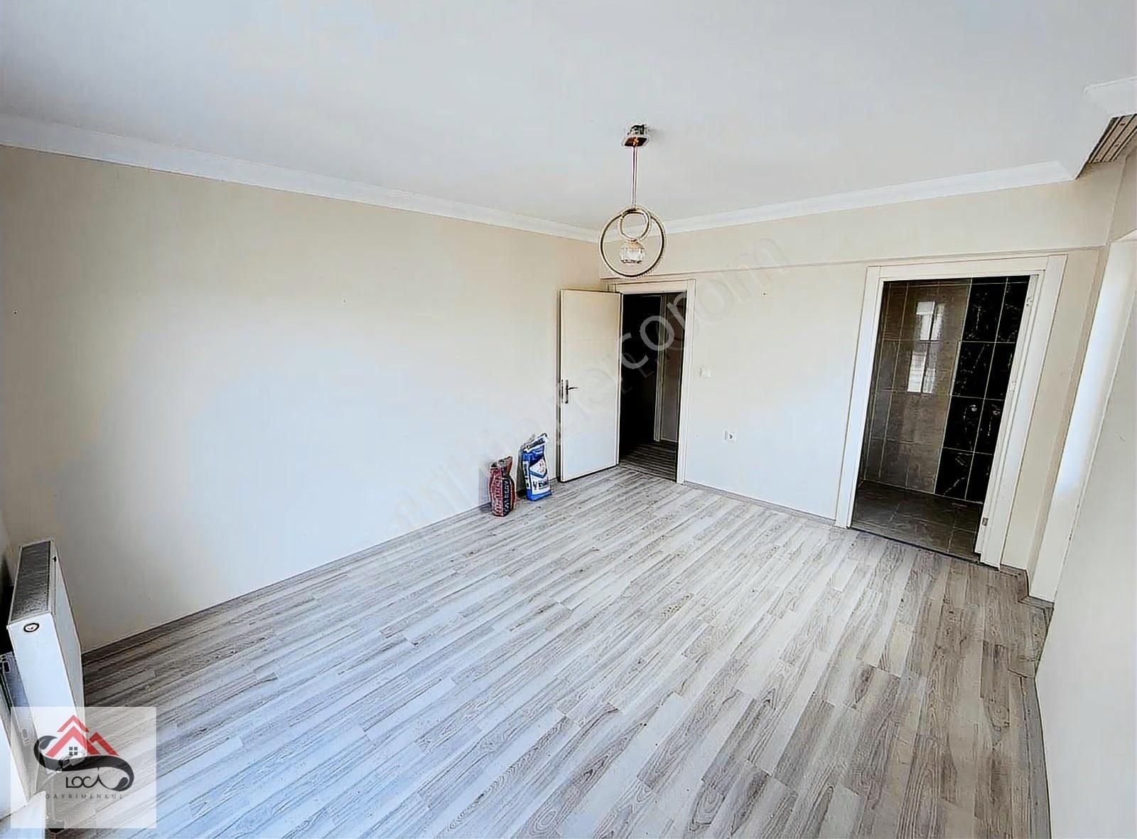 Ana Cadde Yakını 3+1 Site Daire Emsali 140m2 Net Kullanım Alanı - Görsel 35