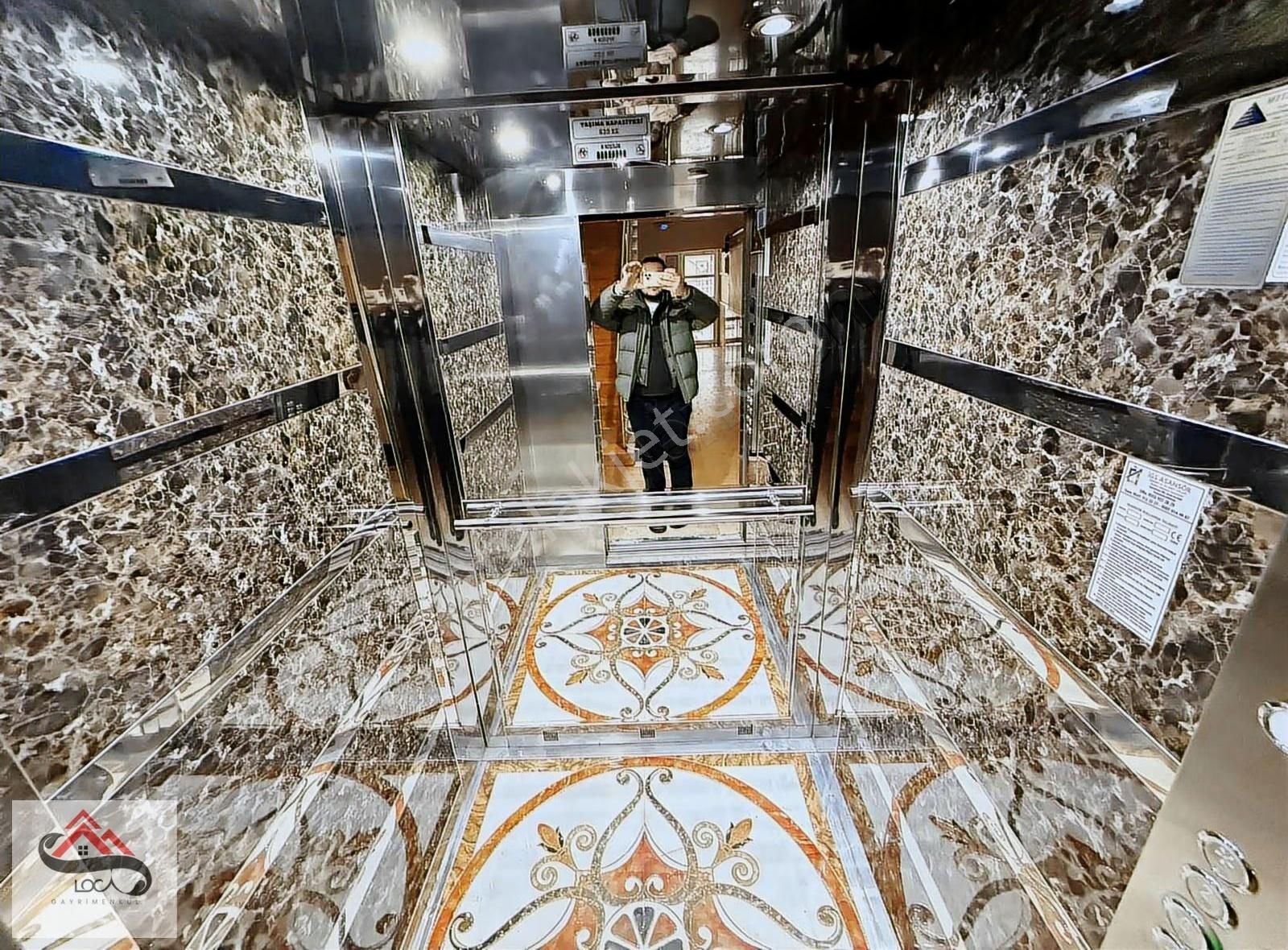 Ana Cadde Yakını 3+1 Site Daire Emsali 140m2 Net Kullanım Alanı - Görsel 16